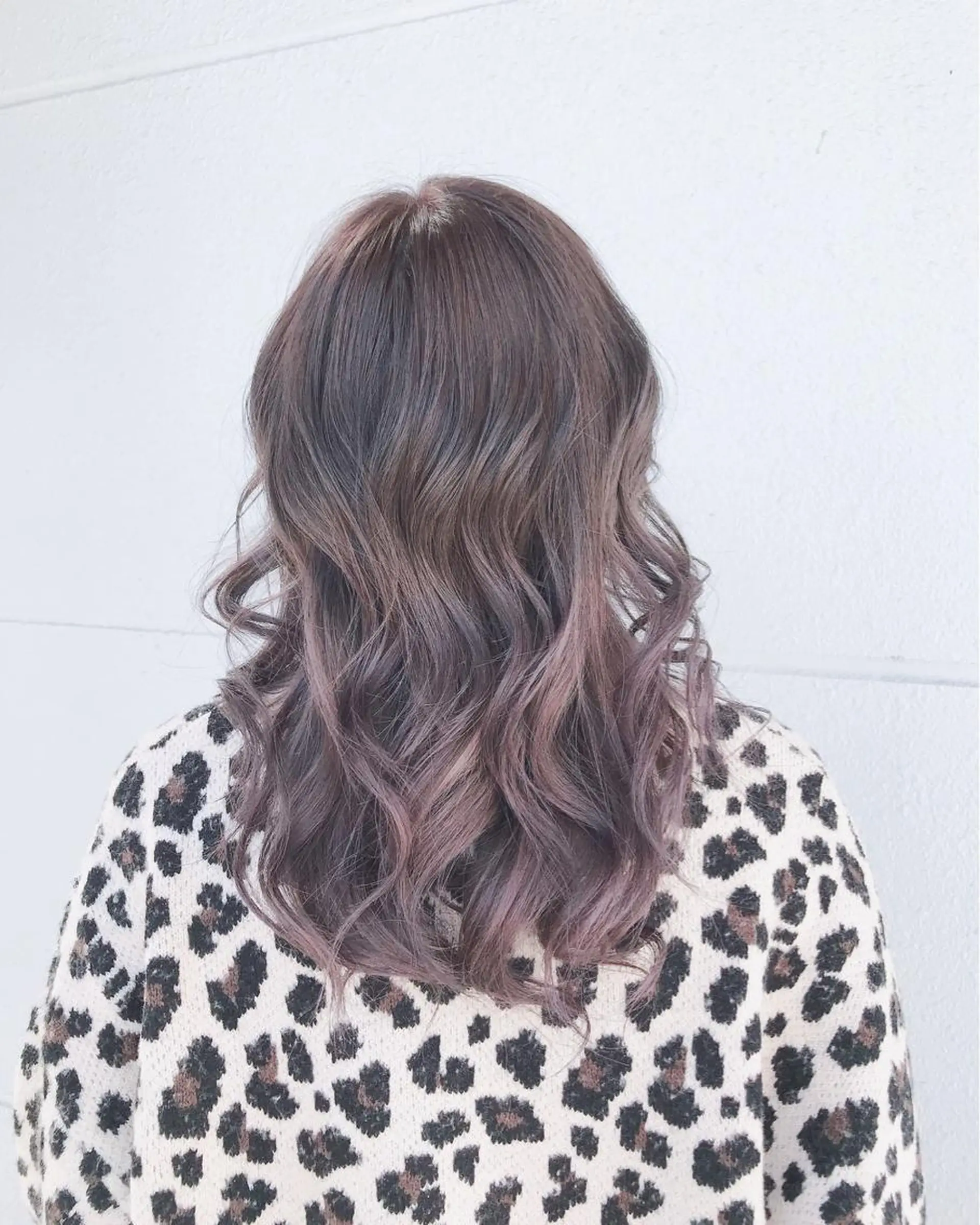 セミロング カラー グラデーションカラー バイオレットカラー SOL _Nakamuraのヘアスタイル