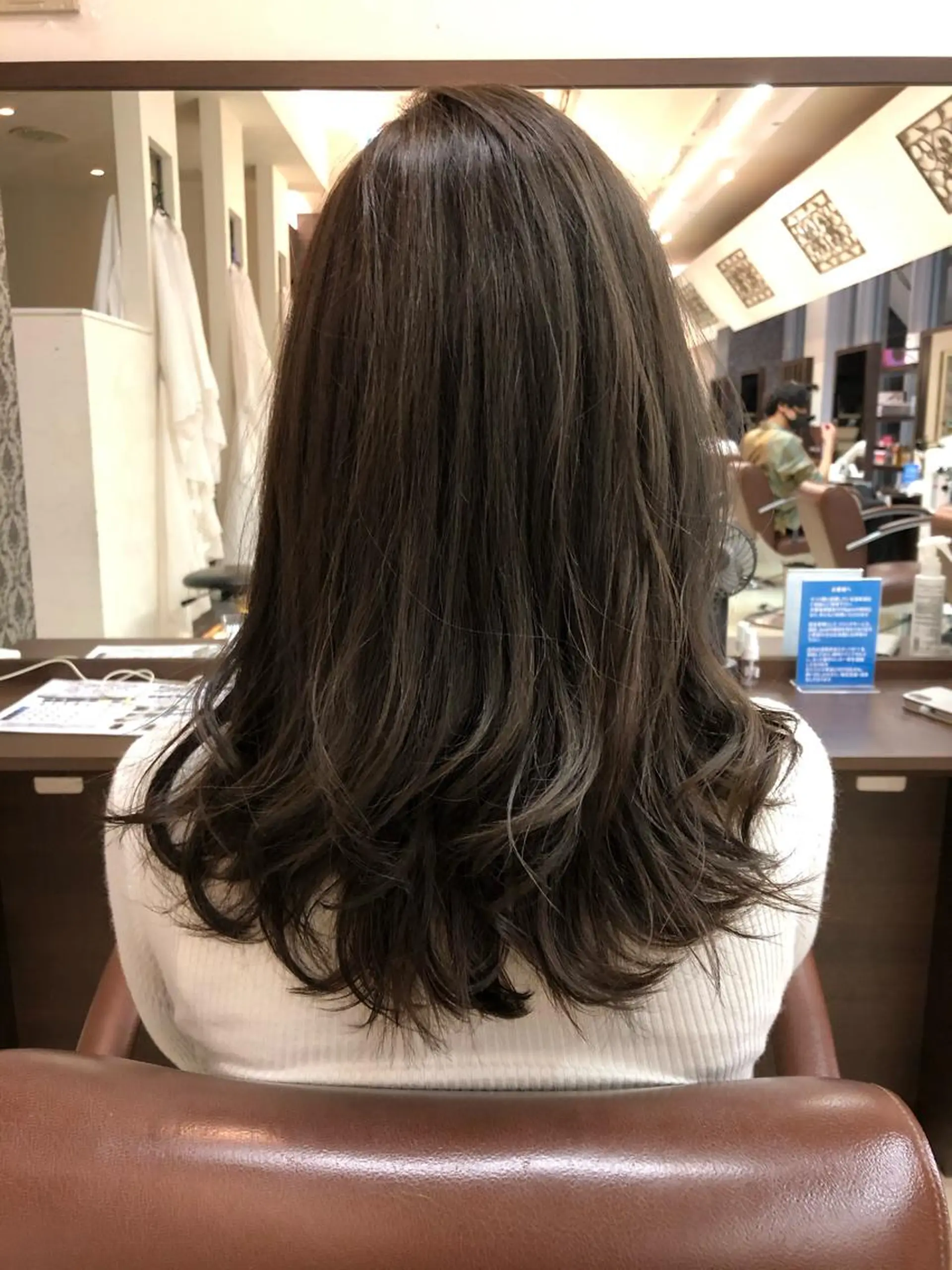 セミロング カラー アッシュ アッシュグレー 透明感カラー カット ヘアカラー トリートメント Clan  博多店所属・Clan Tsuyoshiのヘアスタイル