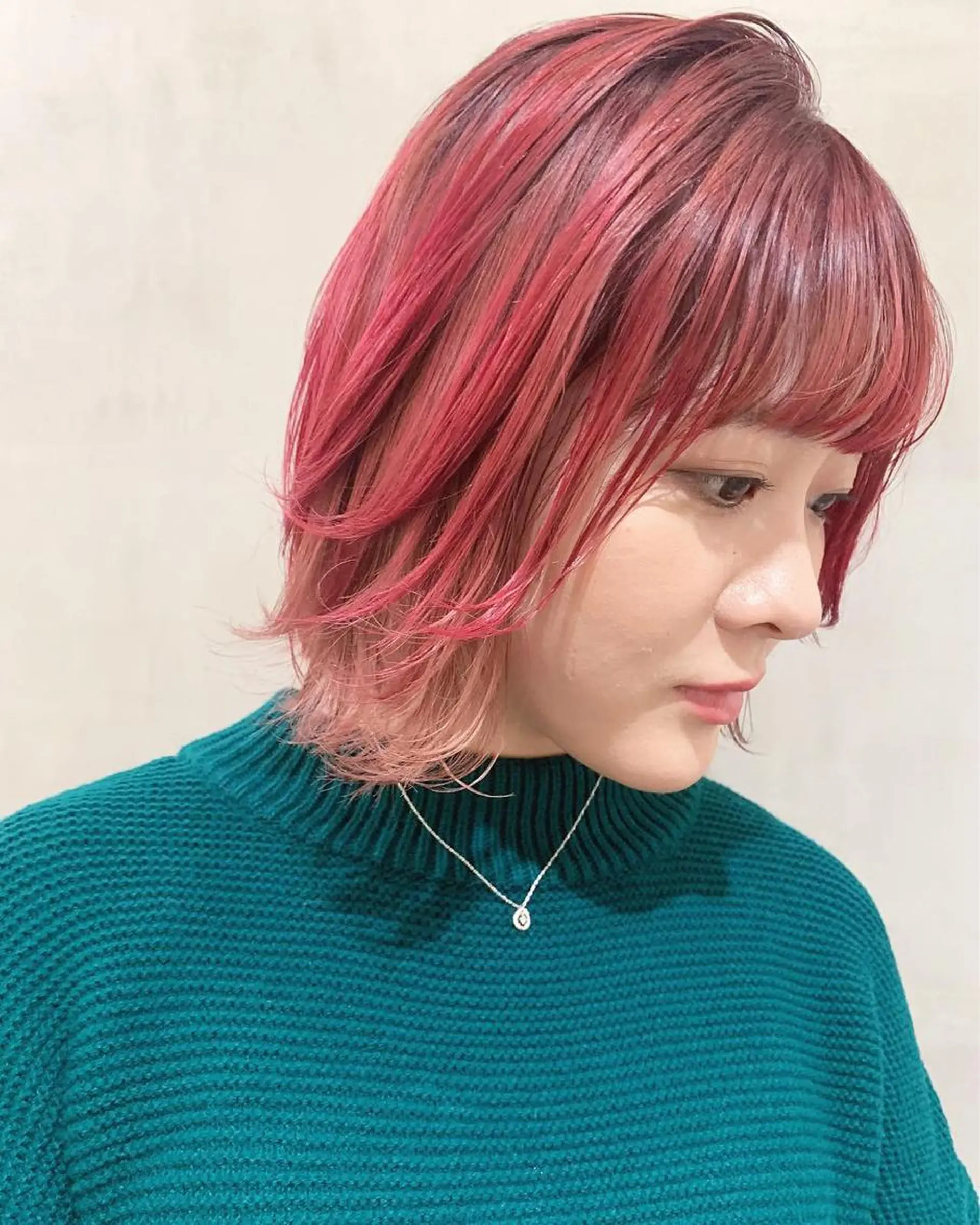 ミディアム カラー ヘアカラー トリートメント 優 作のヘアスタイル