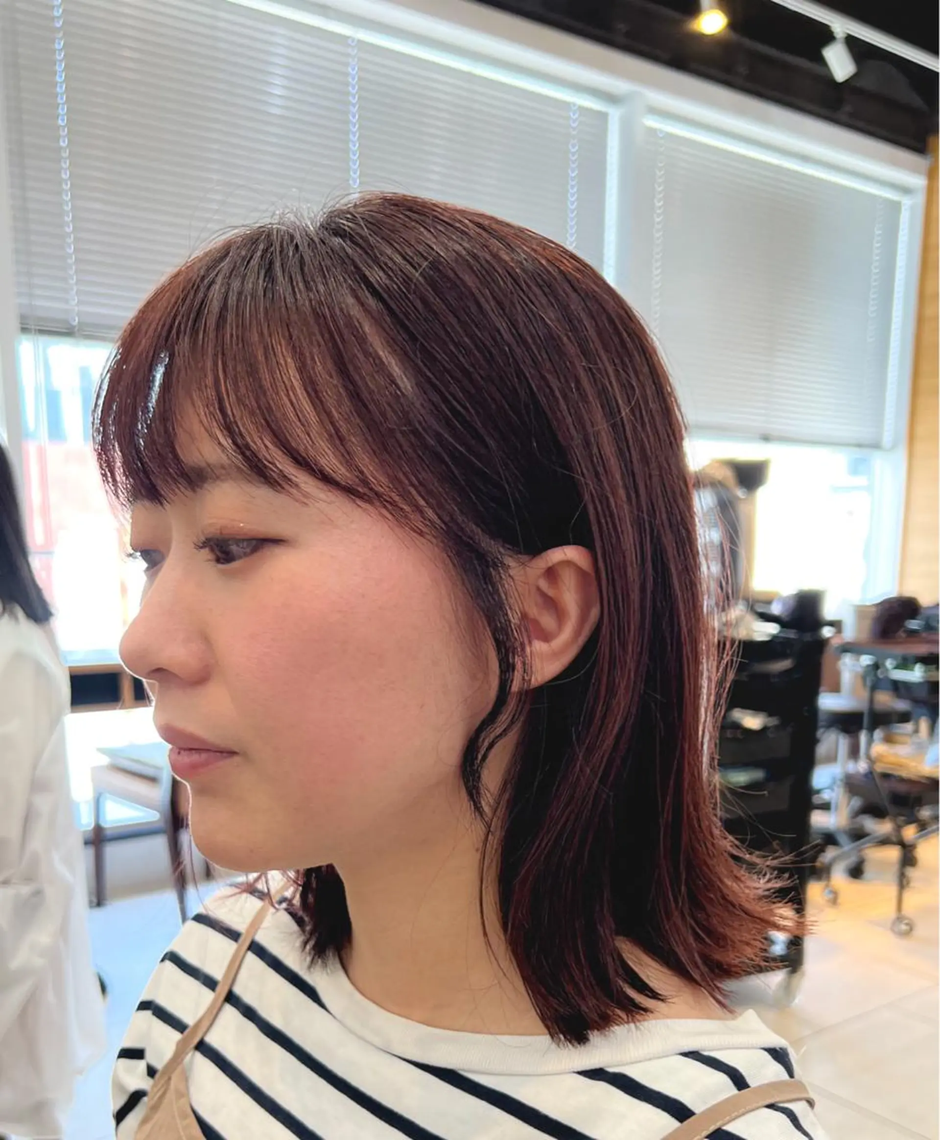 ミディアム レイヤーカット メンズカット曲がる 縮毛矯正佐々木タクマのヘアスタイル