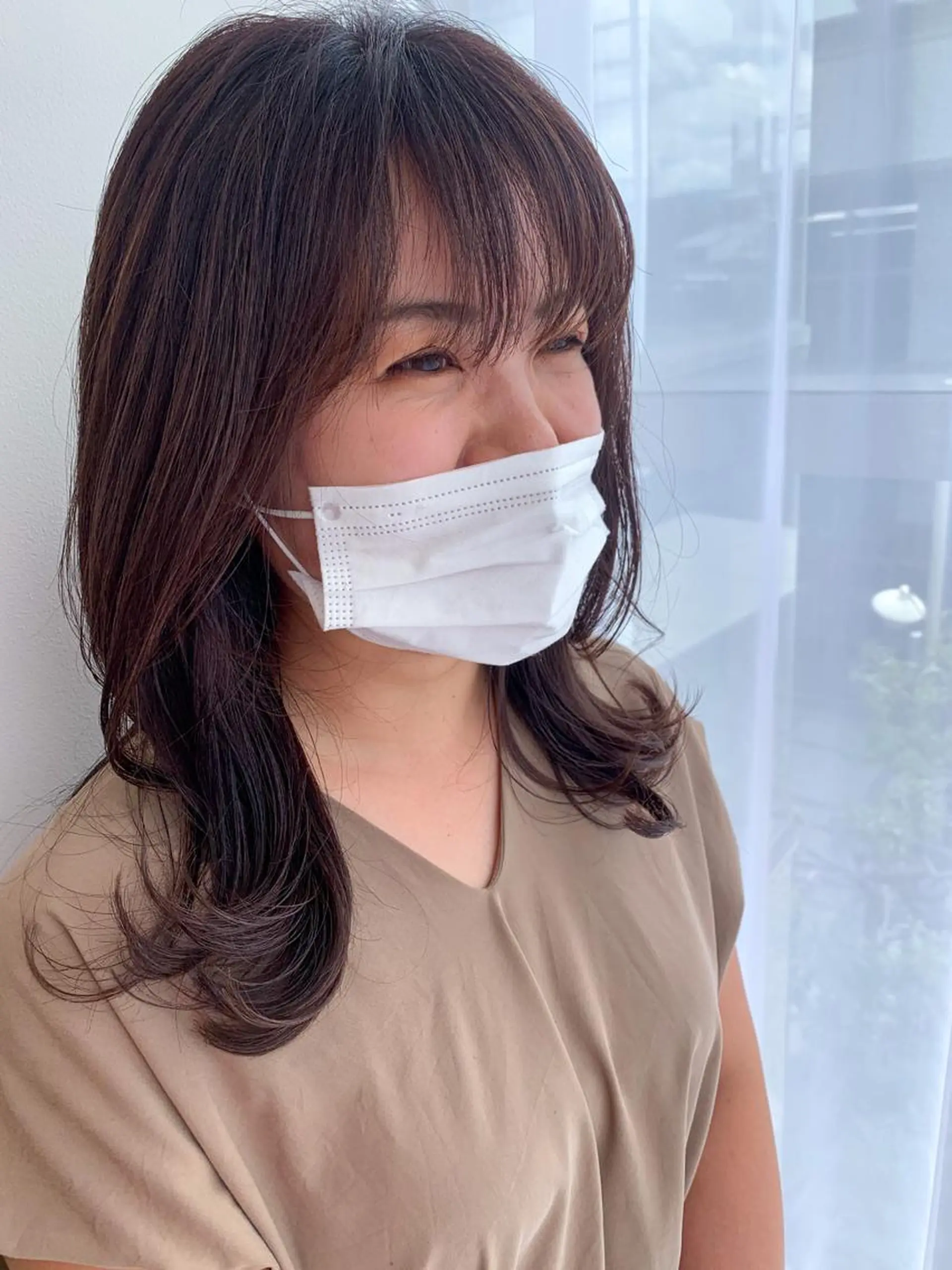 セミロング カラー セミロングパーマ アッシュ ブリーチ ケアブリーチ 透明感カラー モリシュンスケ /レイヤー/髪質改善のヘアスタイル