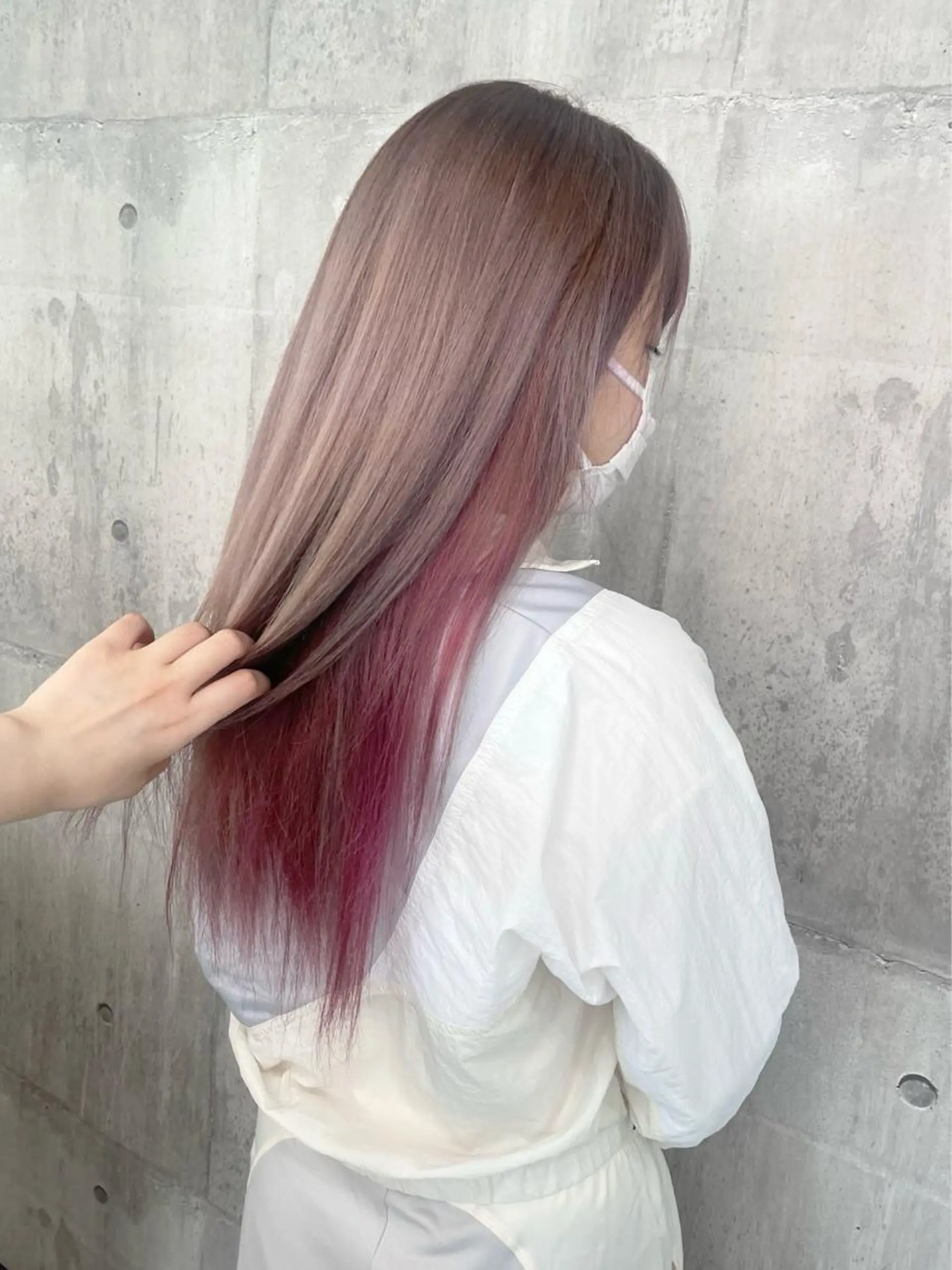 ロング カラー ベージュカラー ブリーチ ケアブリーチ インナーカラー ピンクカラー _WHITE浜松店 もえかのヘアスタイル