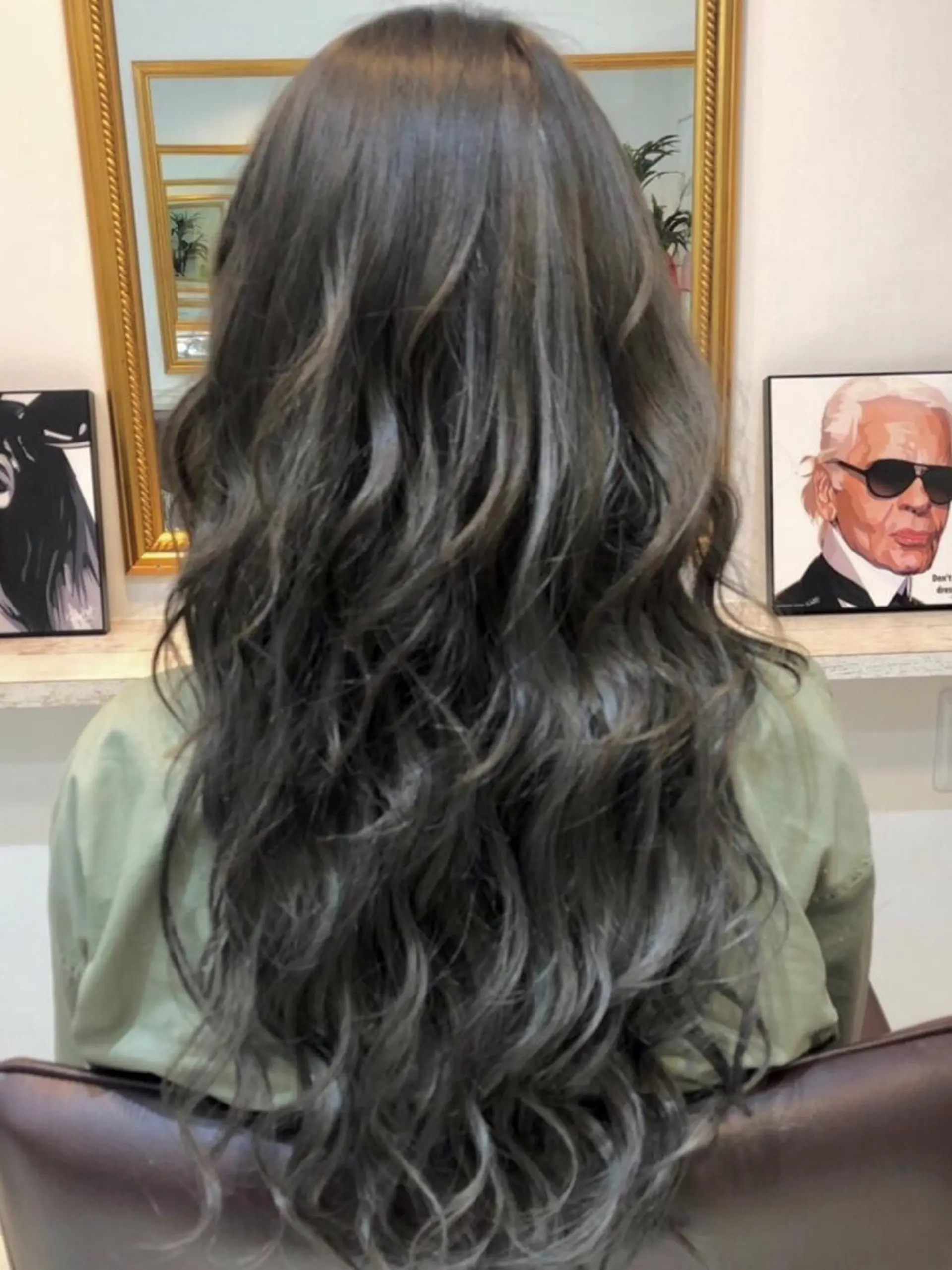 セミロング カラー レミーエクステ大阪 Device梅田のヘアスタイル