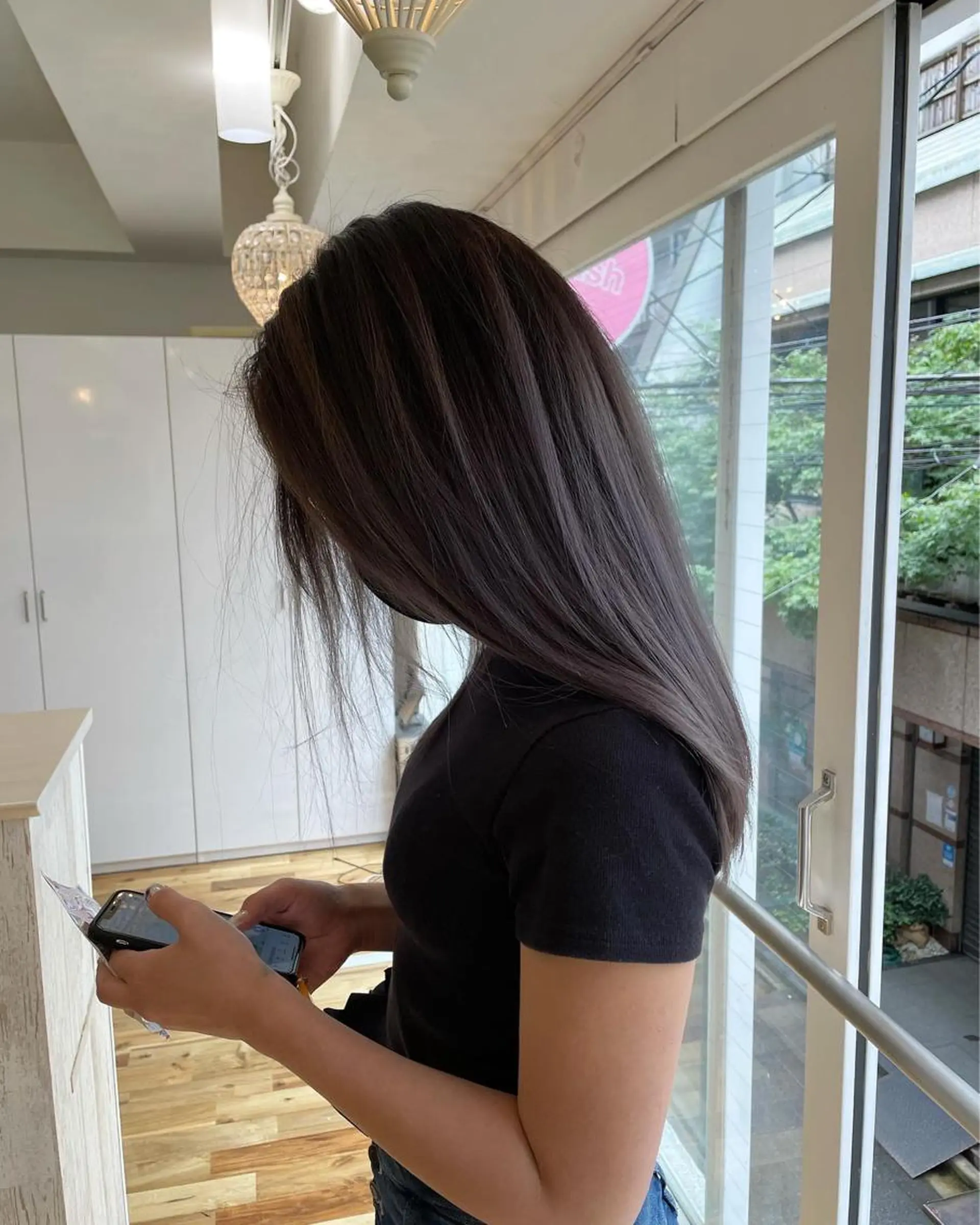 セミロング カラー バレイヤージュ レイヤーカット ヘアカラー トリートメント Tao所属・藤川 大智のヘアスタイル