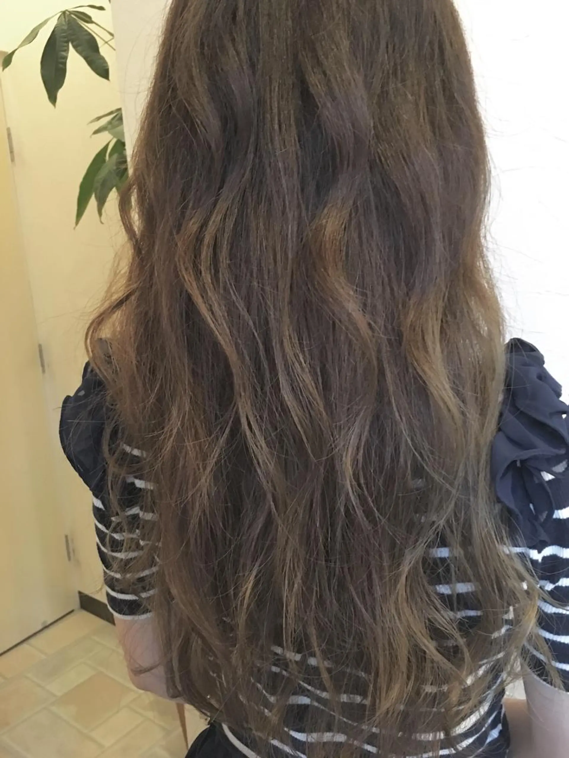 ロング カラー ヘアアレンジ グラデーションカラー ハイライトカラー ハイライト IVY joure Suzu.のヘアスタイル