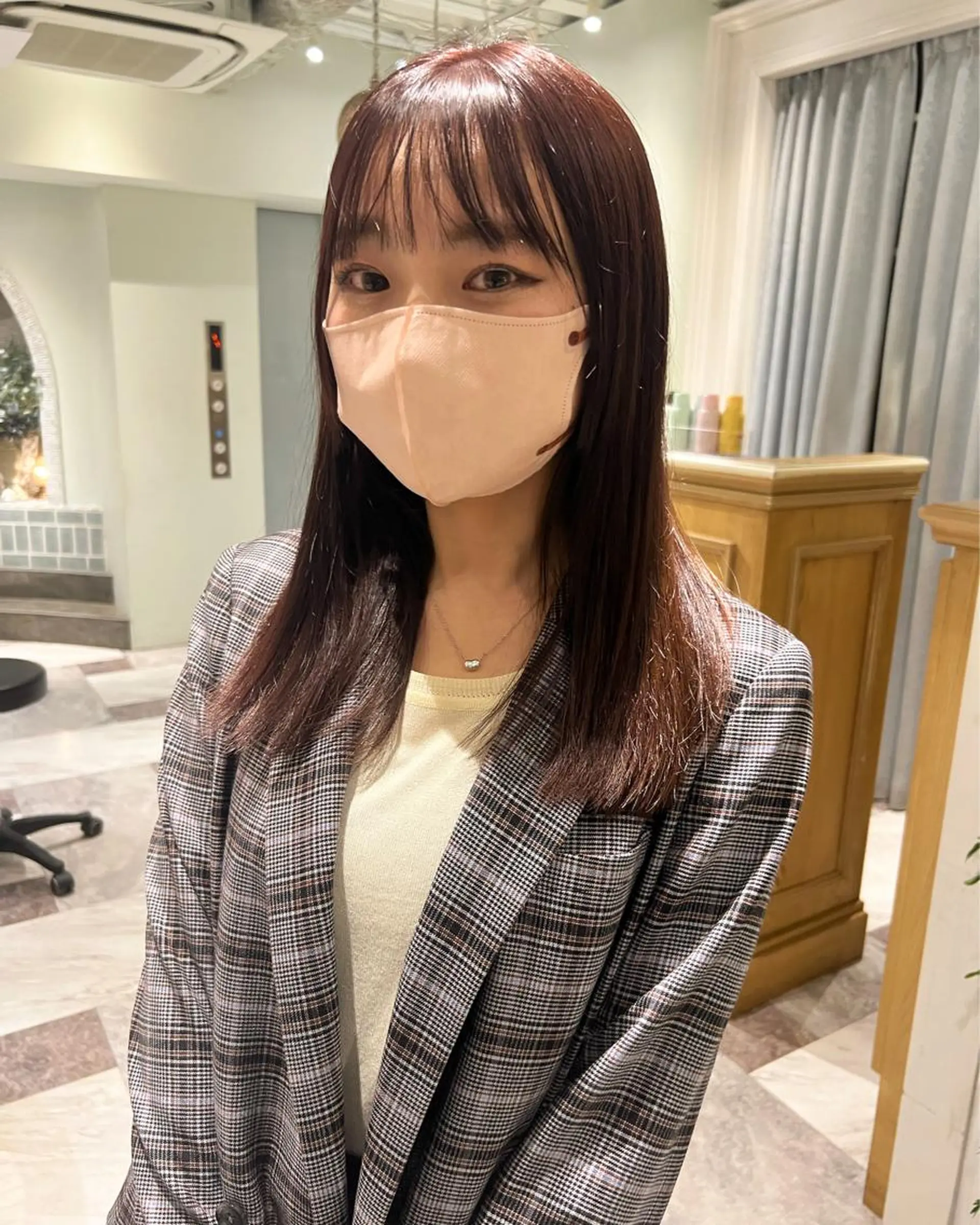 ロング ボブ ハイライト 髪質改善 韓国風ヘア 小顔カット ヘアカラー トリートメント 透明感カラー/カット 髪質改善/森栄範のヘアスタイル