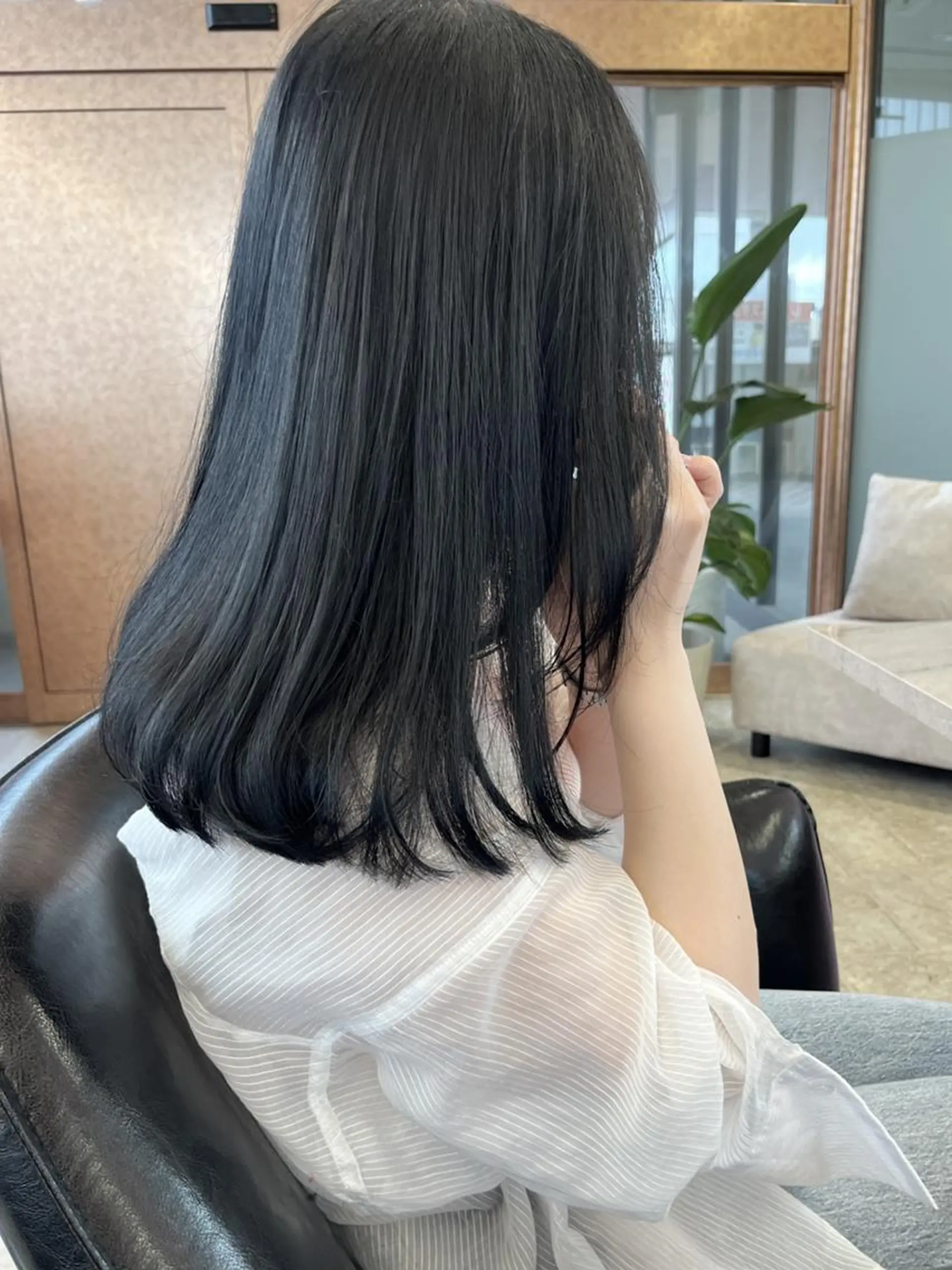 セミロング ヘアカラー MATTY rioのヘアスタイル
