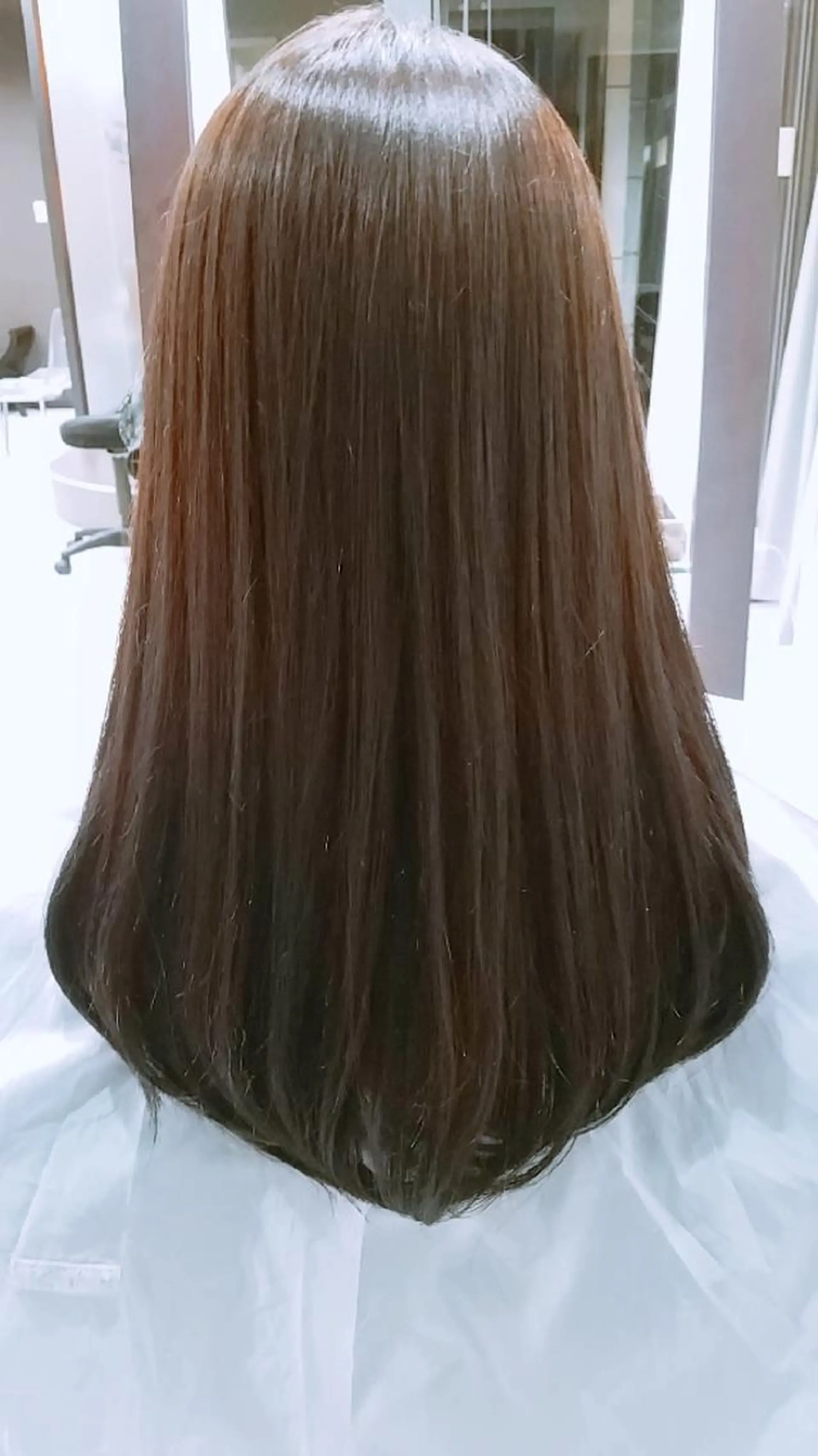 ロング newi WASHIOのヘアスタイル