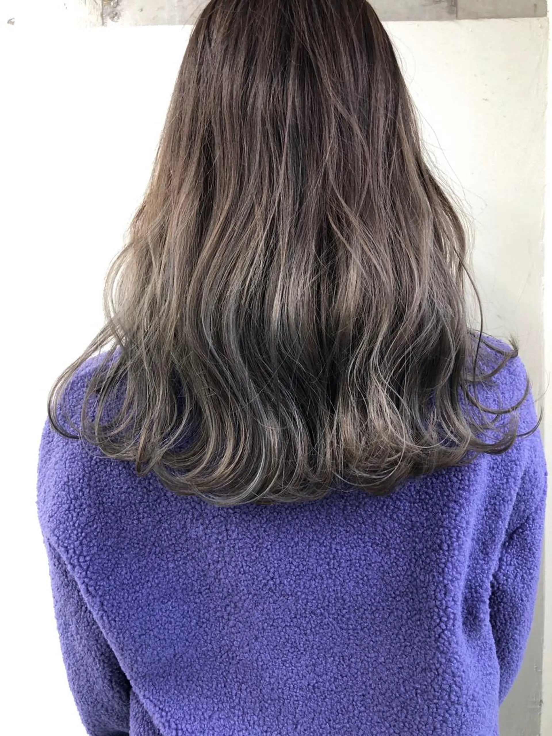 セミロング ハイライト 小澤大輔 YOLO hairのヘアスタイル