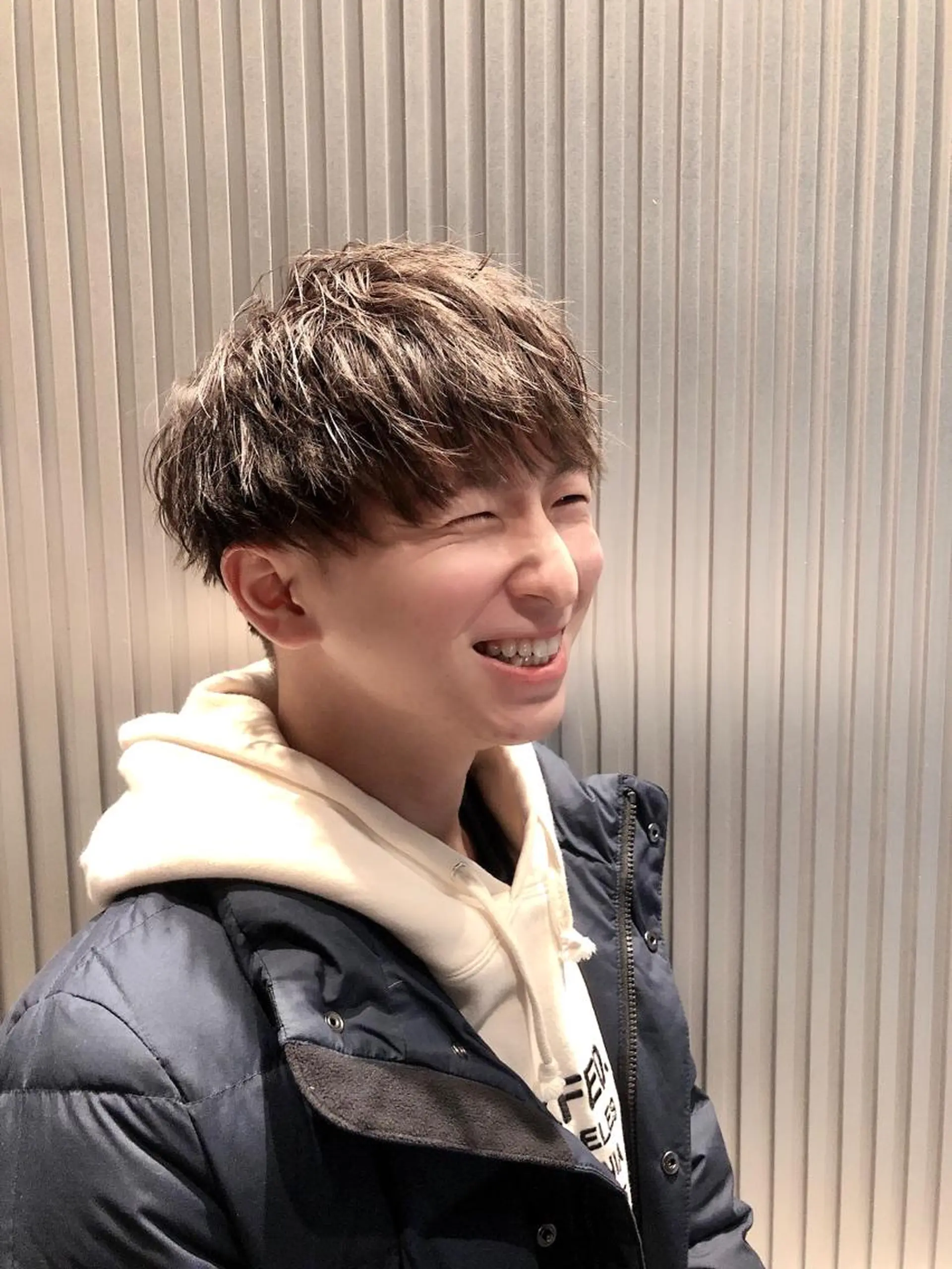 ショート カラー パーマ メンズ メンズバレイヤージュ メンズブリーチ メンズハイライト メンズインナーカラー メンズ韓国風 eir心斎橋店所属・エビスザキレン/メン ズ/心斎橋🌳のヘアスタイル