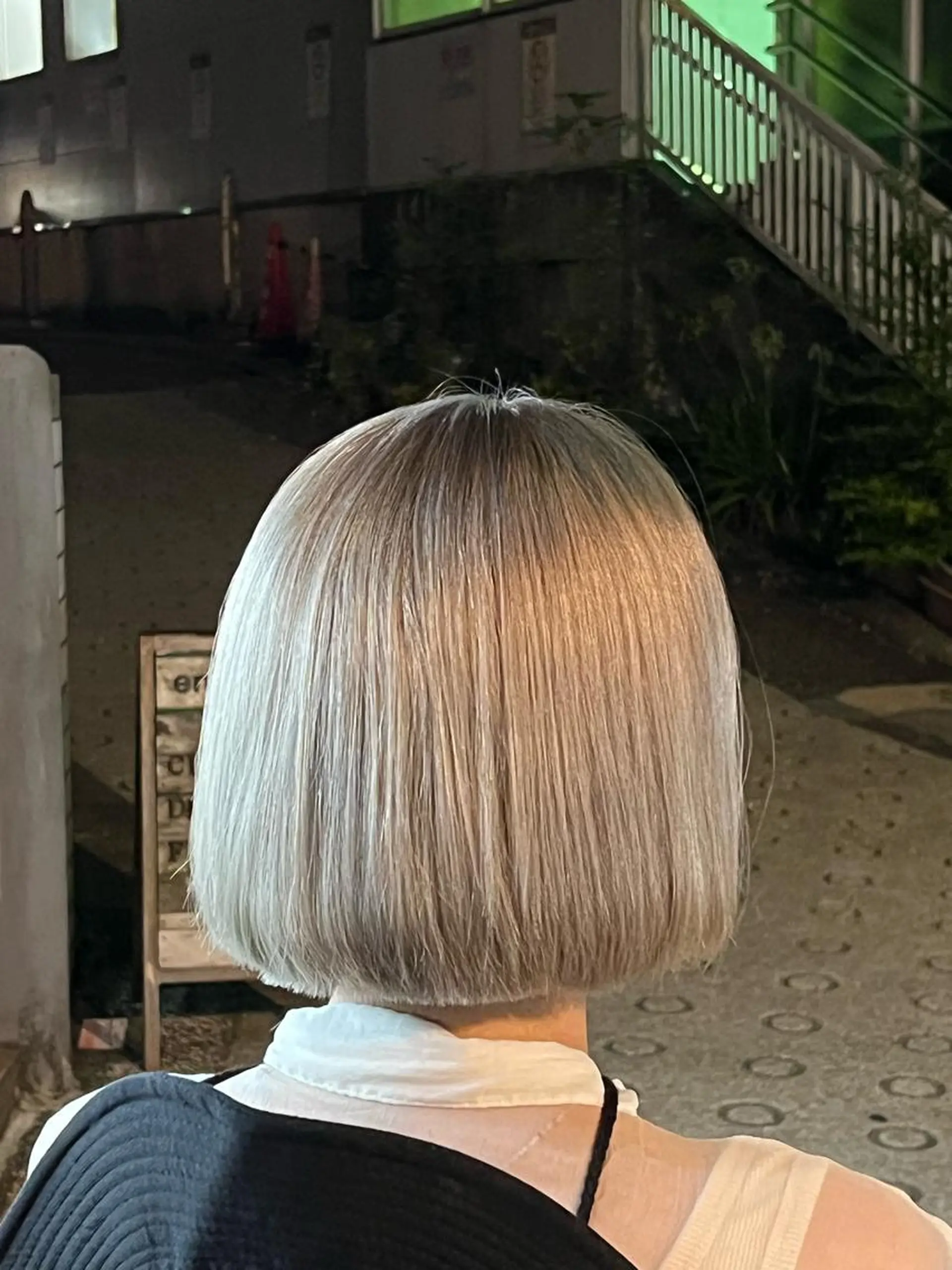 ショート カラー ベージュカラー ダブルカラー ホワイトベージュ ボブ ヘアカラー トリートメント 【髪質改善/縮毛矯正 /カラー】ホサカのヘアスタイル