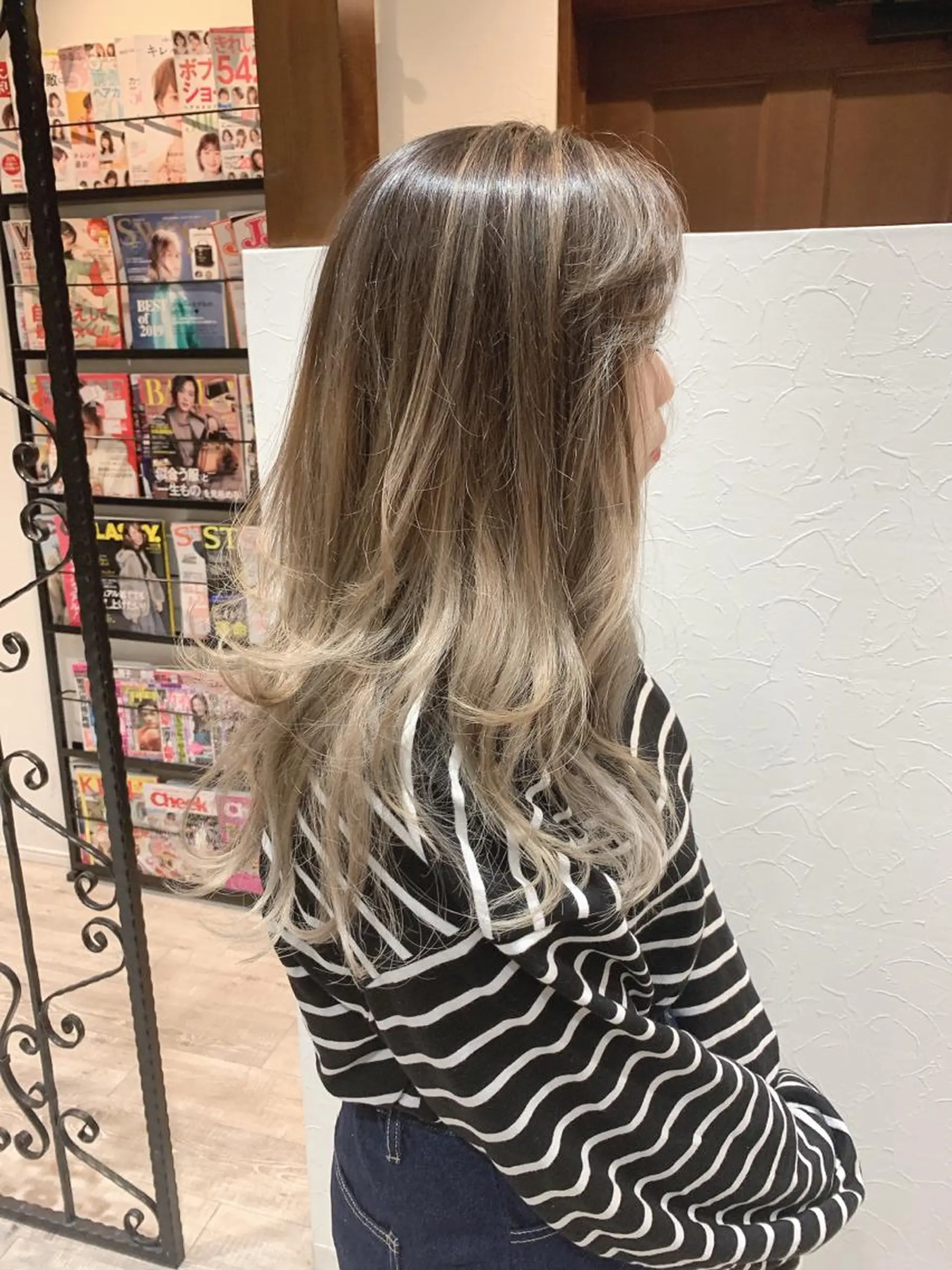 セミロング レイヤーカット THOiRY栄所属・三宅航平 モデル募集⭐️のヘアスタイル