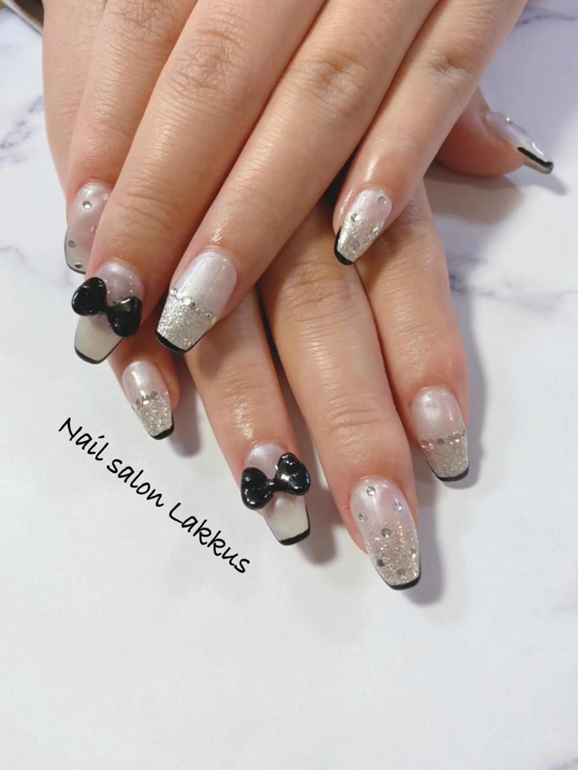 ネイル Lakkus T－CHIのネイルデザイン