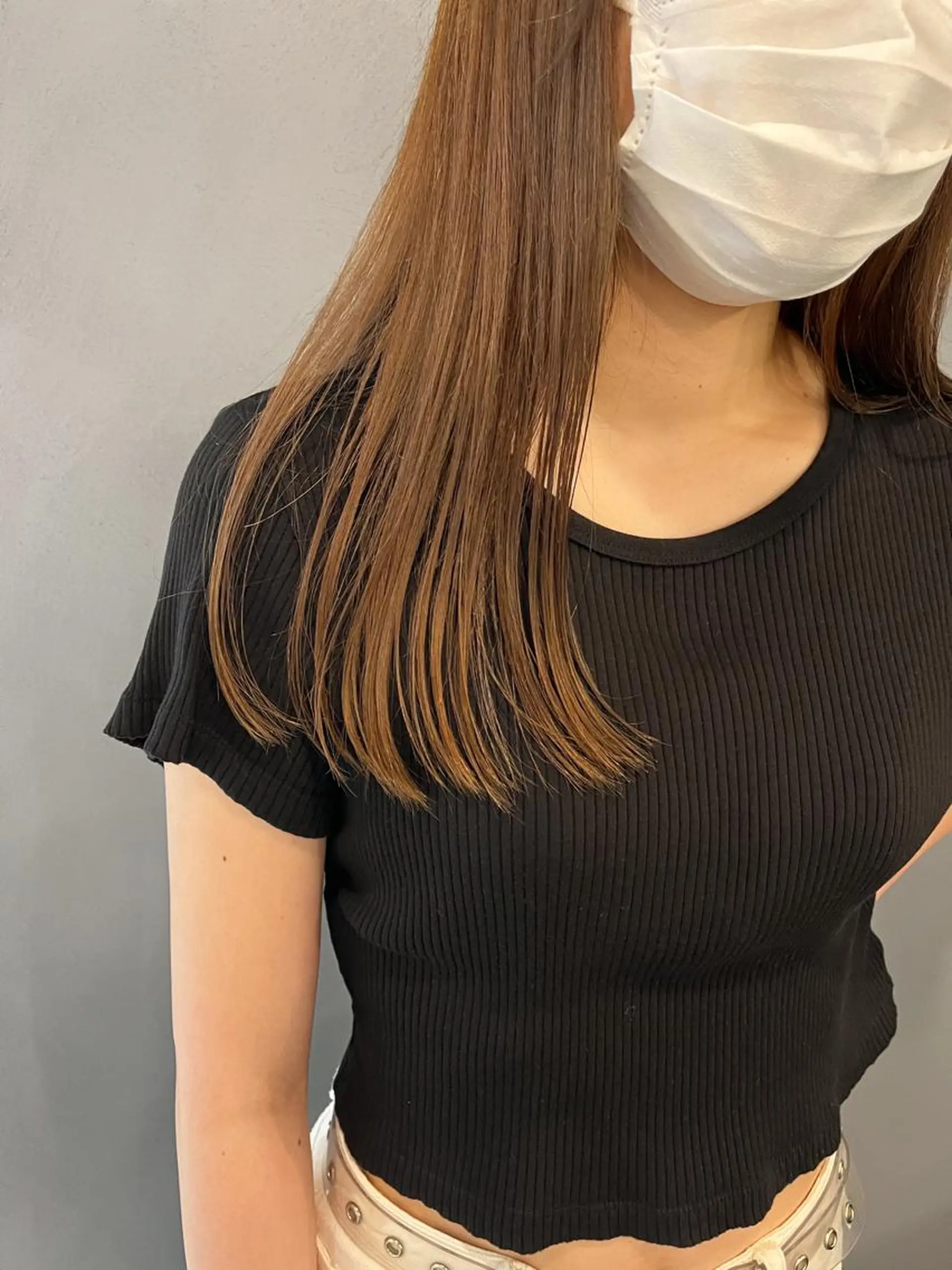 ミディアム KOCHAB 中村穂風のヘアスタイル