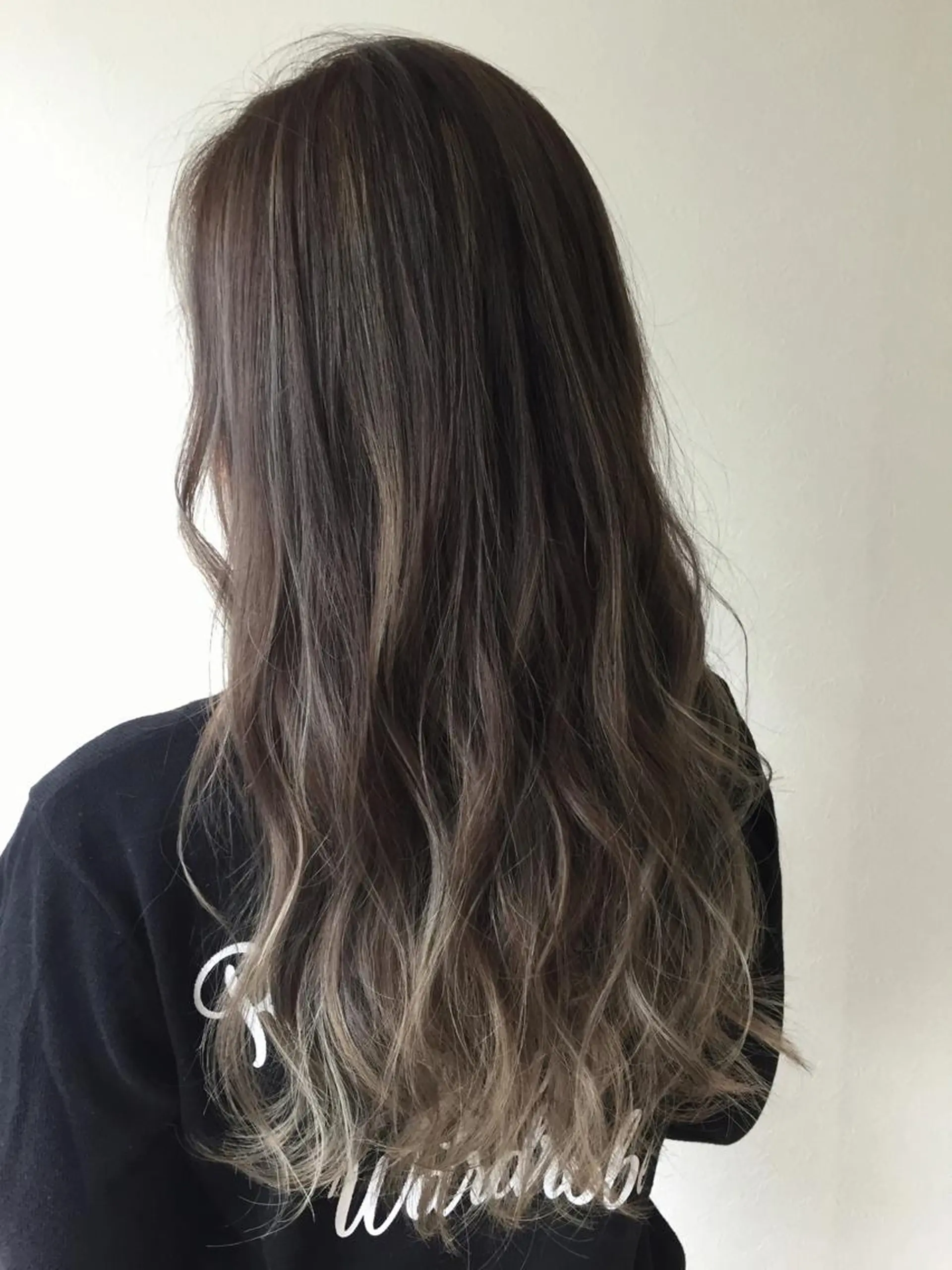 セミロング ヘアカラー トリートメント Noe心斎橋所属・Noe心斎橋 堀田 朋宏のヘアスタイル