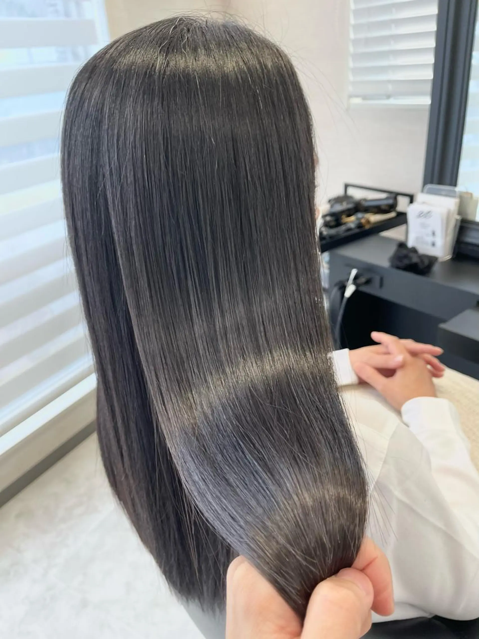 ロング トリートメント PERFECTION【パーフェクション】所属・N ミジーのヘアスタイル