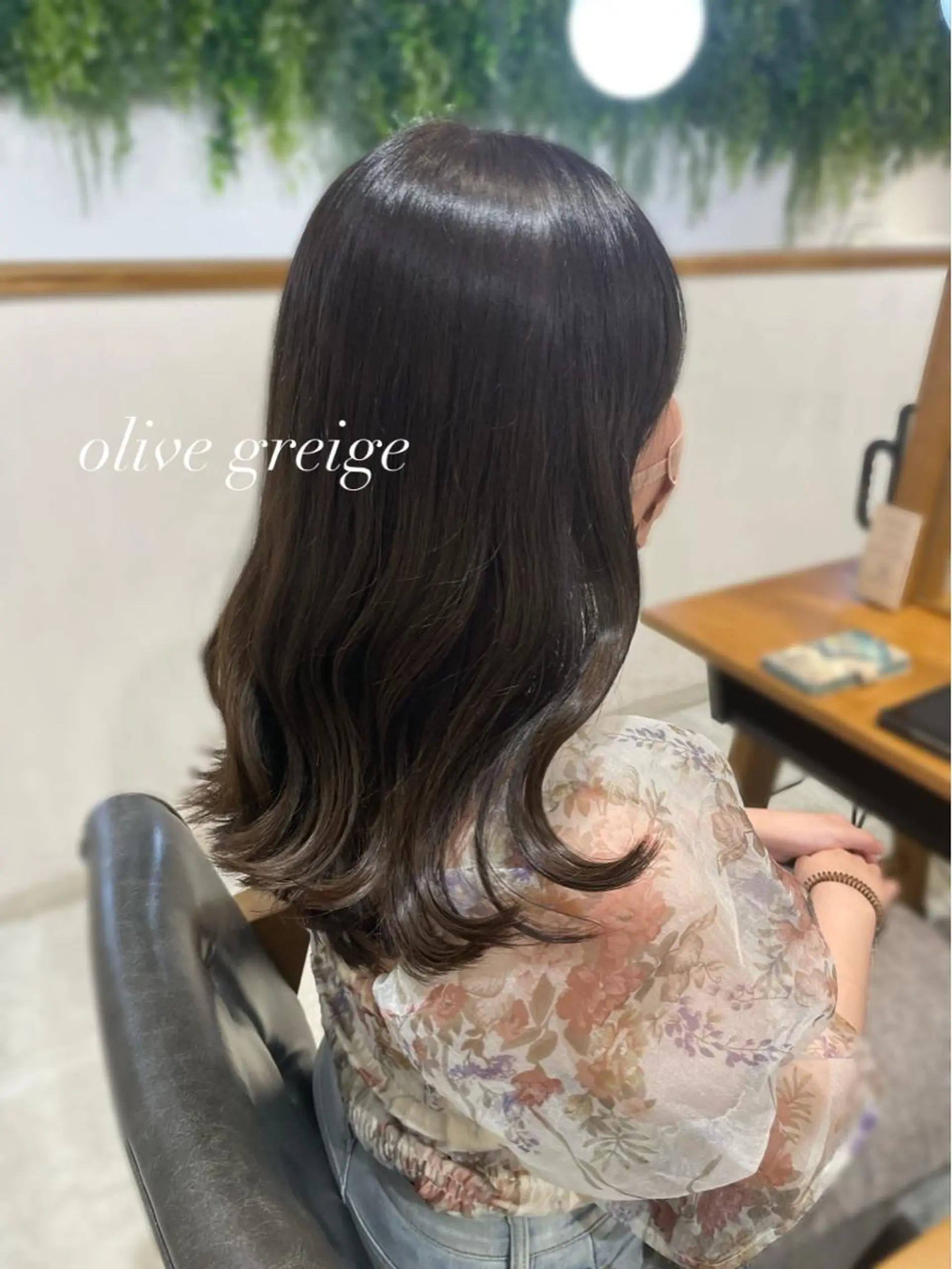 セミロング カラー グレージュ オリーブグレージュ オリーブグレー ヘアカラー VIEW BLUE所属・レイヤー/顔まわり /亀戸錦糸町/なつきのヘアスタイル