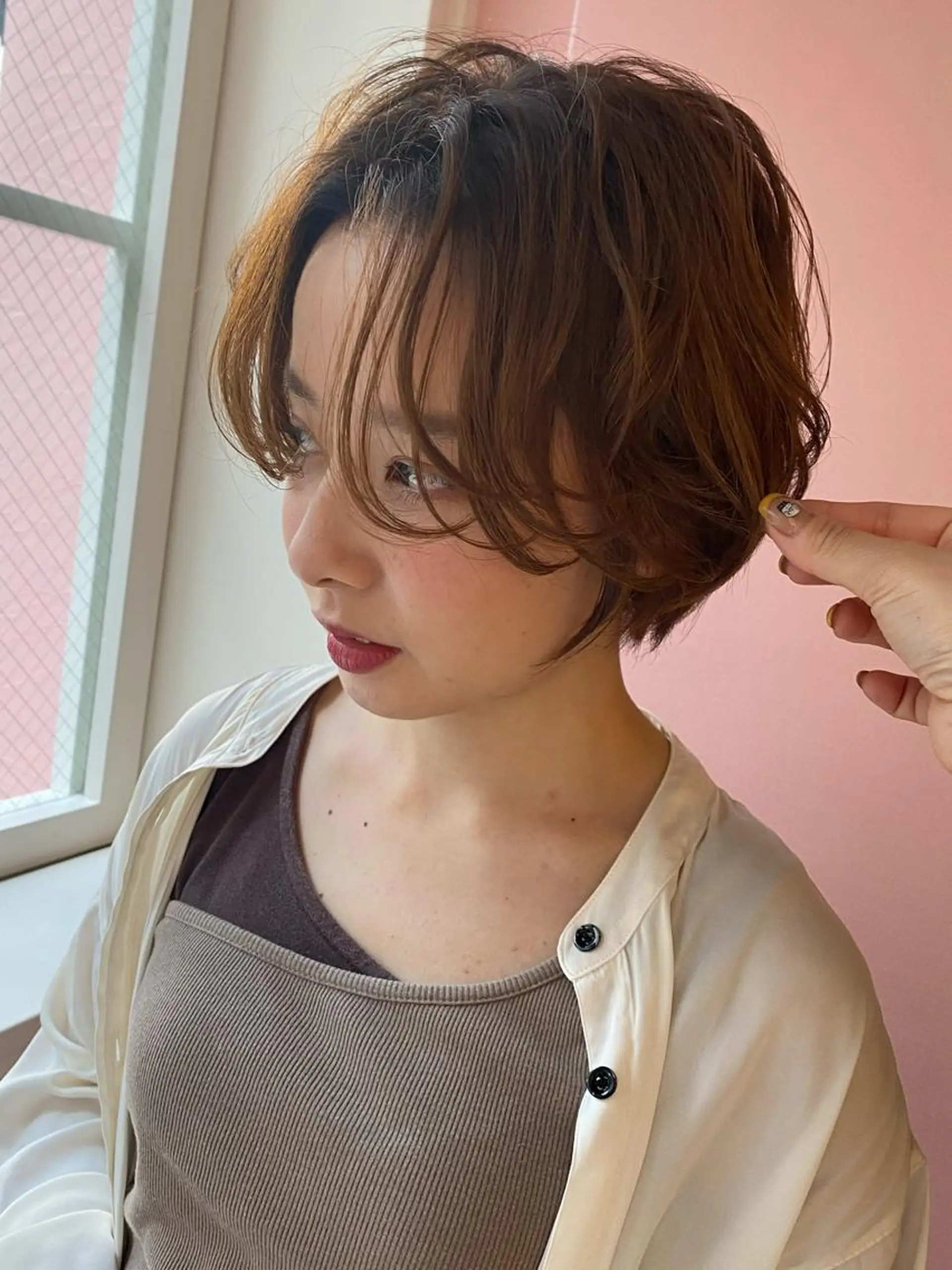 ショート カラー カット ヘアカラー トリートメント 得本 ゆきのヘアスタイル