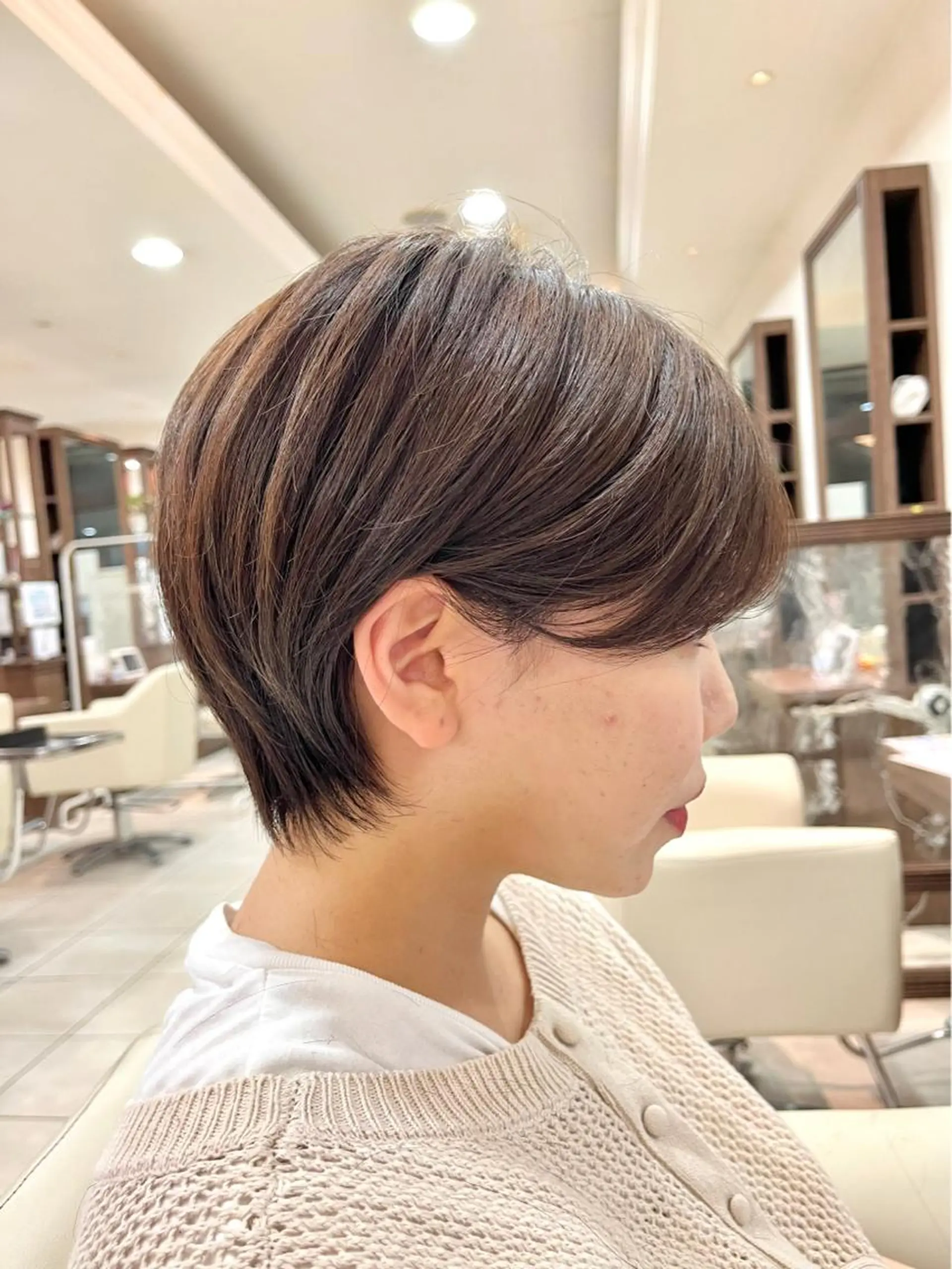 ショート ショートボブ ハンサムショート ボブ くびれヘア ハイライト カット トリートメント ✨髪質改善・縮毛矯正 専門美容室マーベルのヘアスタイル
