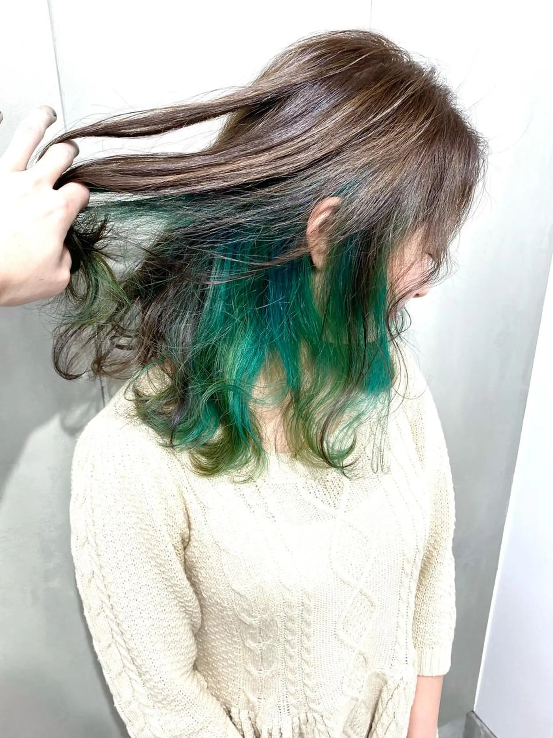 セミロング カラー アディクシーカラー ベージュカラー 黒髪 ブリーチ ブルーカラー ヘアカラー 透明感カラー YOSHIMURA★のヘアスタイル