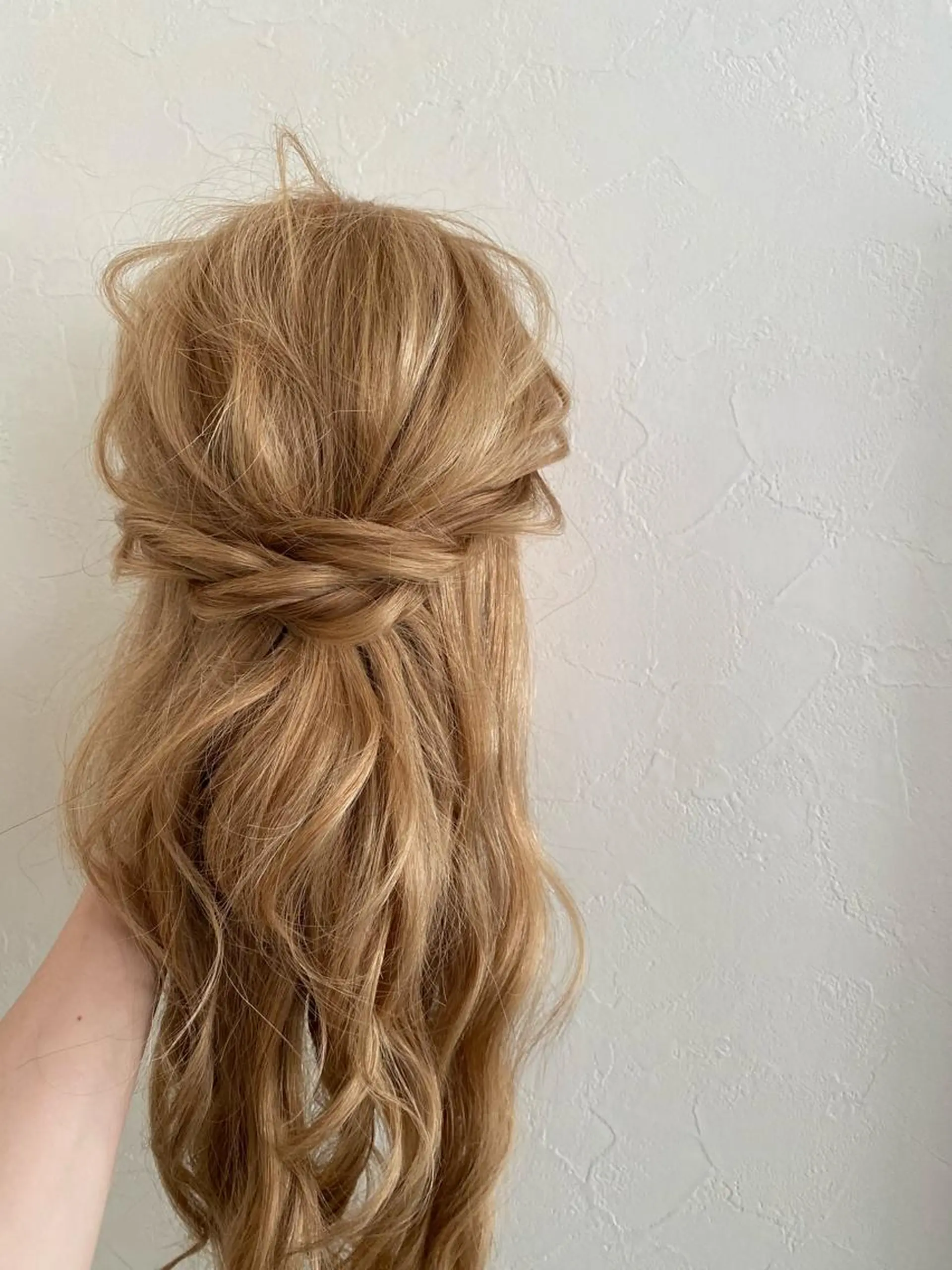 ヘアアレンジ ハーフアップ カット ヘアカラー トリートメント 永沼 真依のヘアスタイル