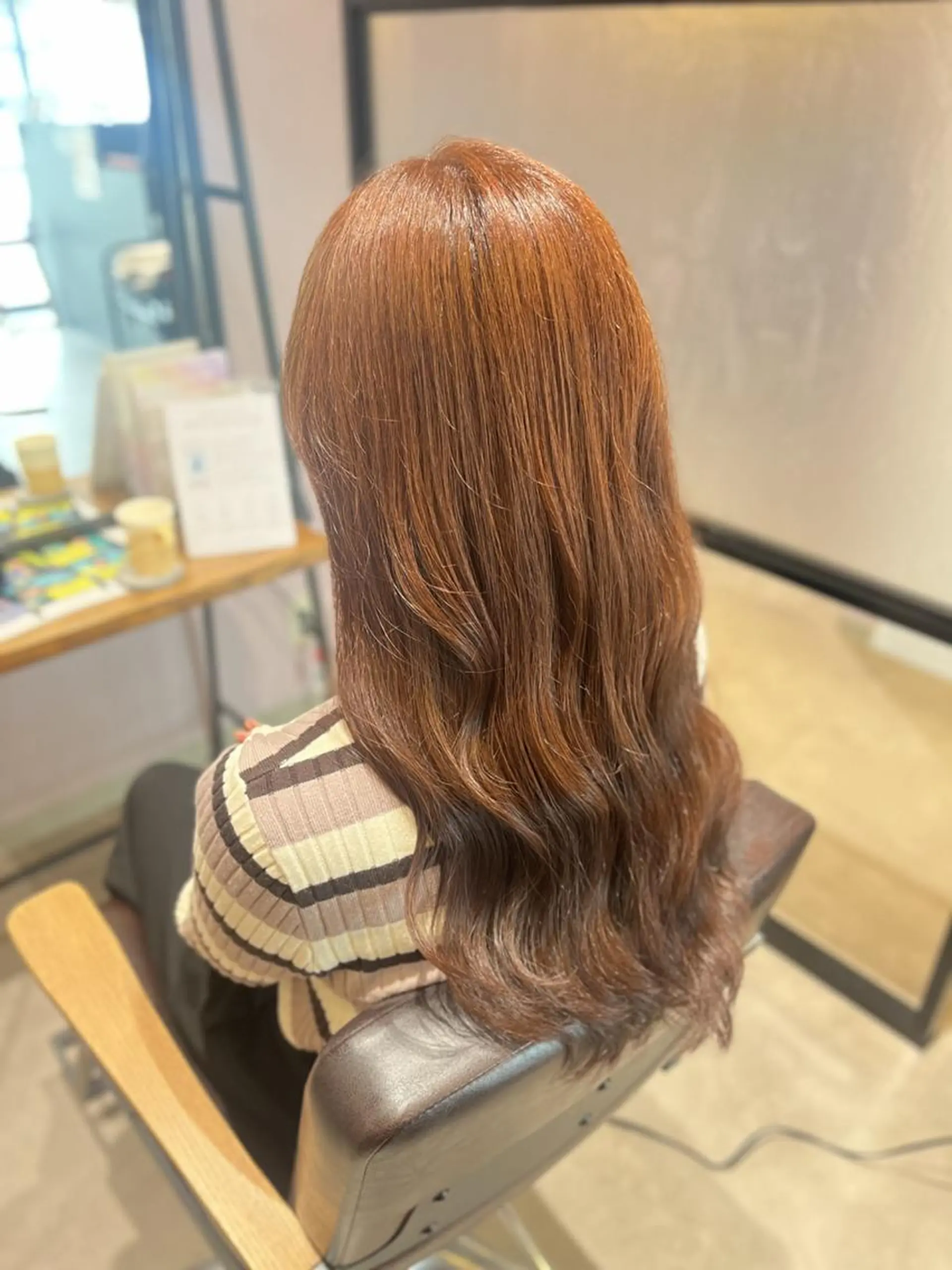 セミロング ヘアカラー 上原 花奈のヘアスタイル