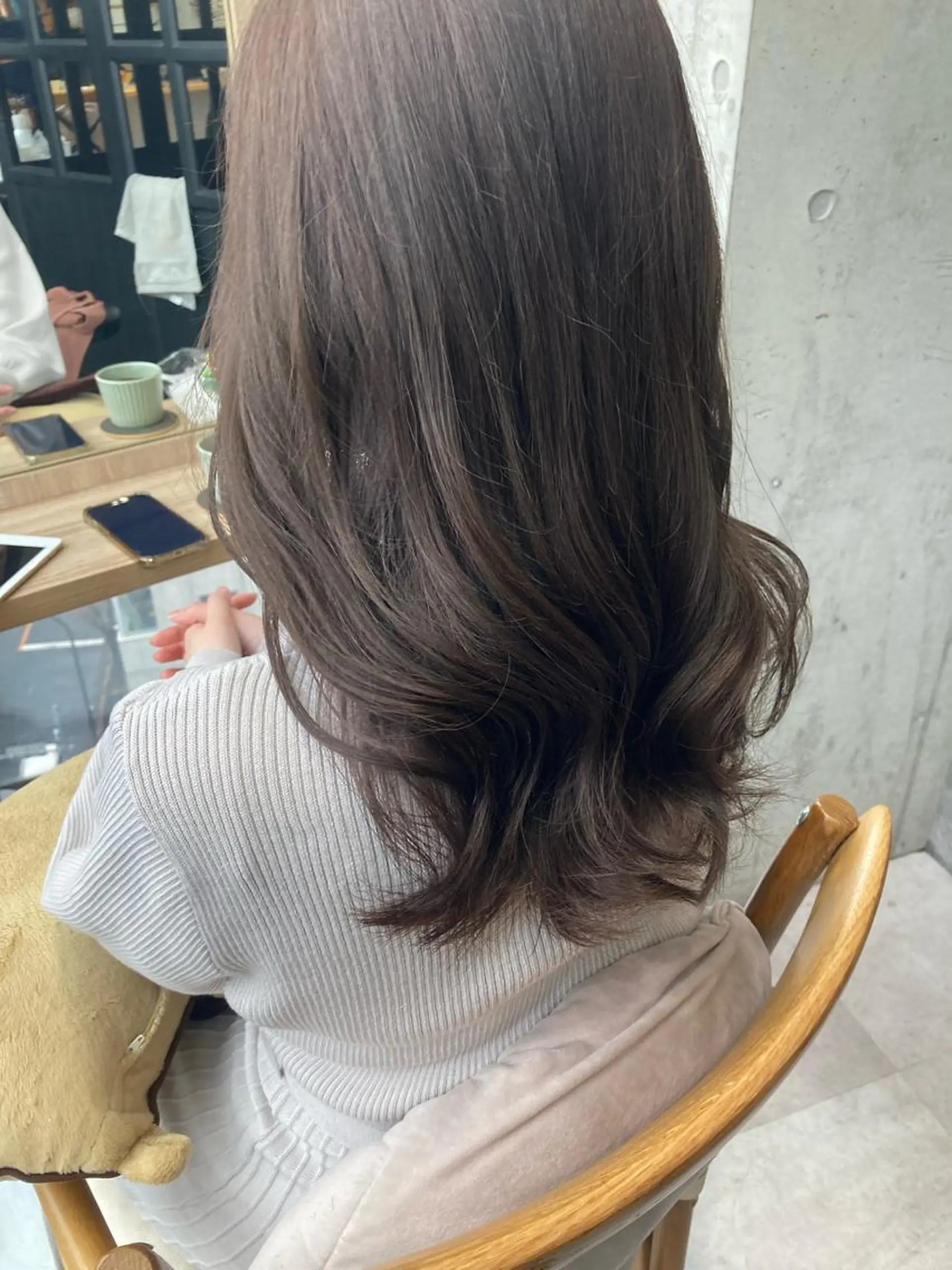 ミディアム ✨色持ちの良い艶 カラー✨蟹江真世のヘアスタイル