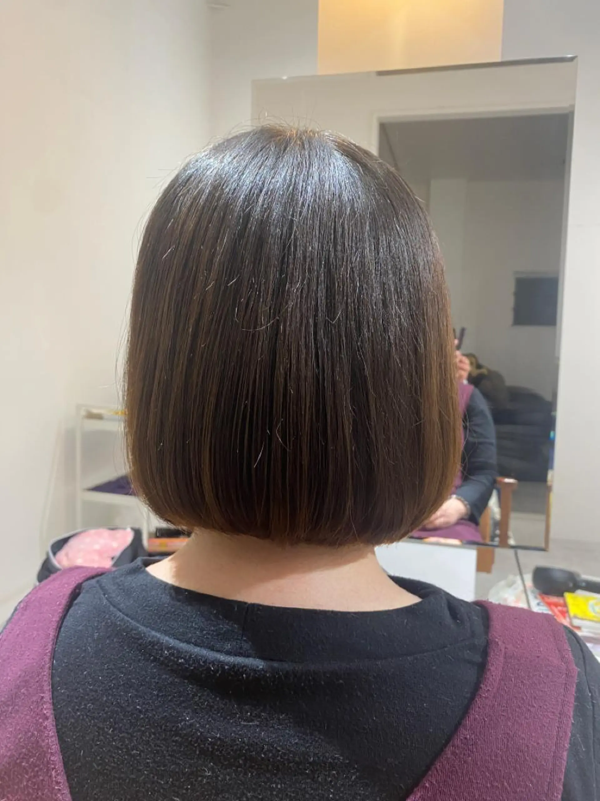ショート ボブ カット 縮毛矯正 トリートメント 鳴海 稜真のヘアスタイル