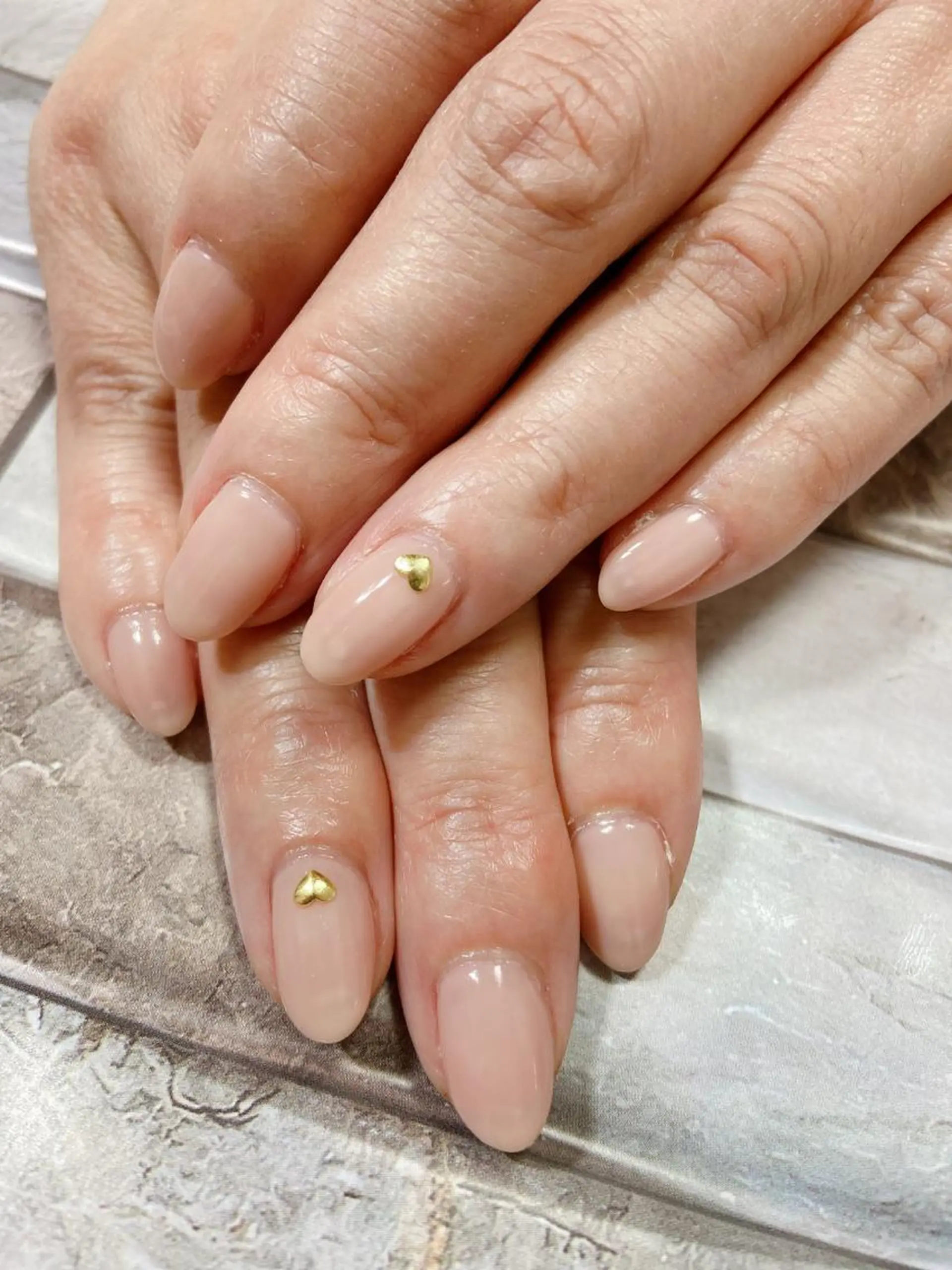 ネイル ストーンネイル ハンドネイル Lokahi NAILのネイルデザイン