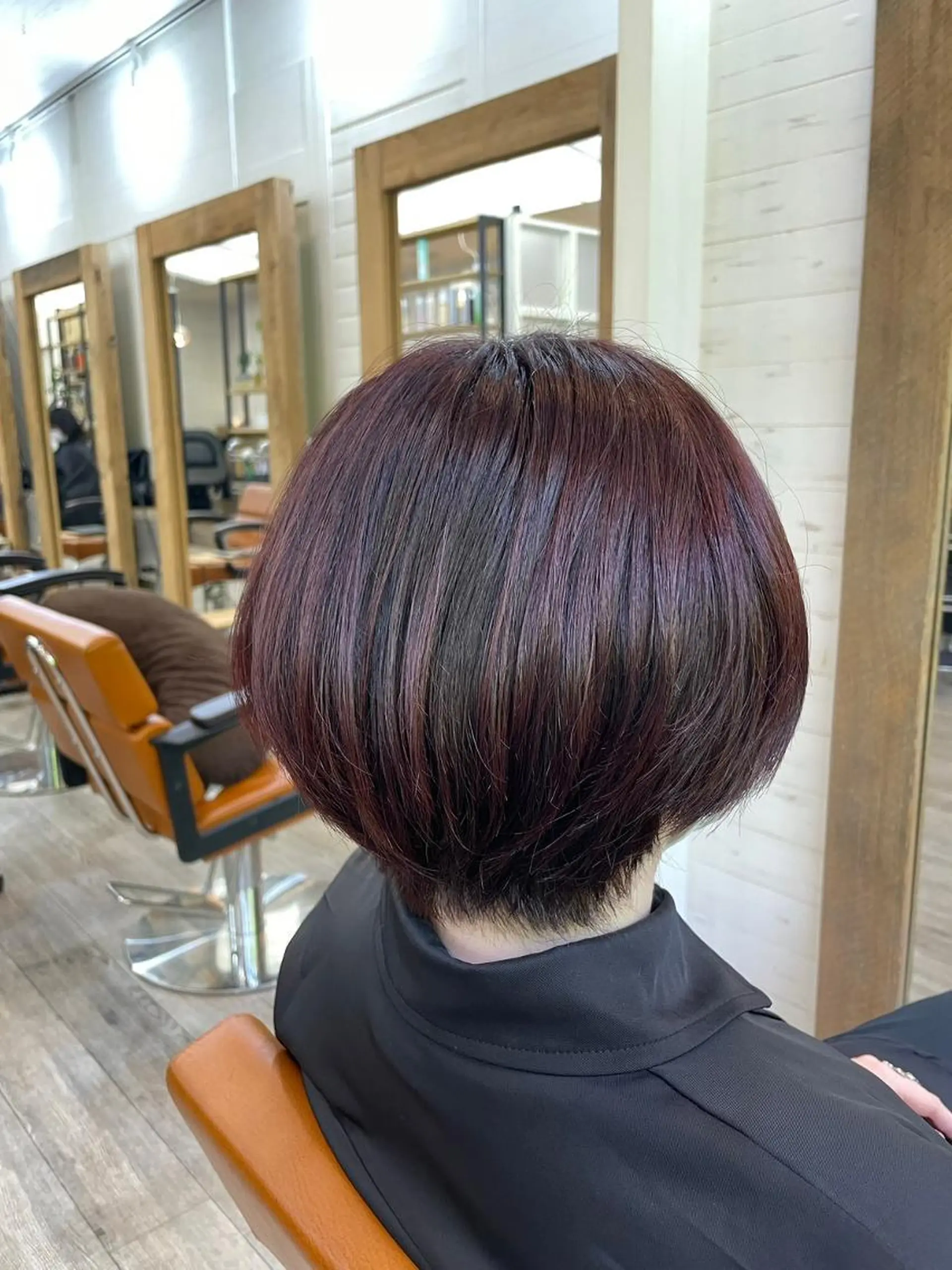 カラー ショート アディクシーカラー アッシュ ミストバング ブリーチ ブロンド カット ヘアカラー トリートメント N° anfeel 渋谷🪞🫧のヘアスタイル