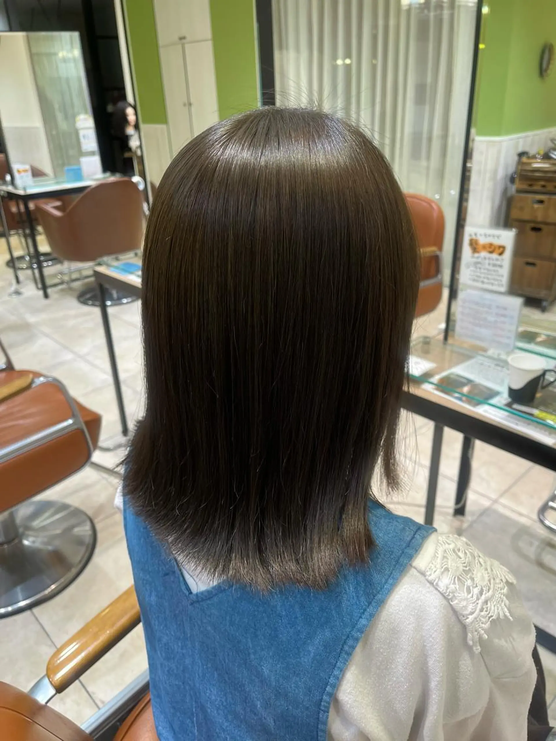 ミディアム カラー 透明感カラー オリーブカラー YUMEKA🩶 /パーマ🌀のヘアスタイル