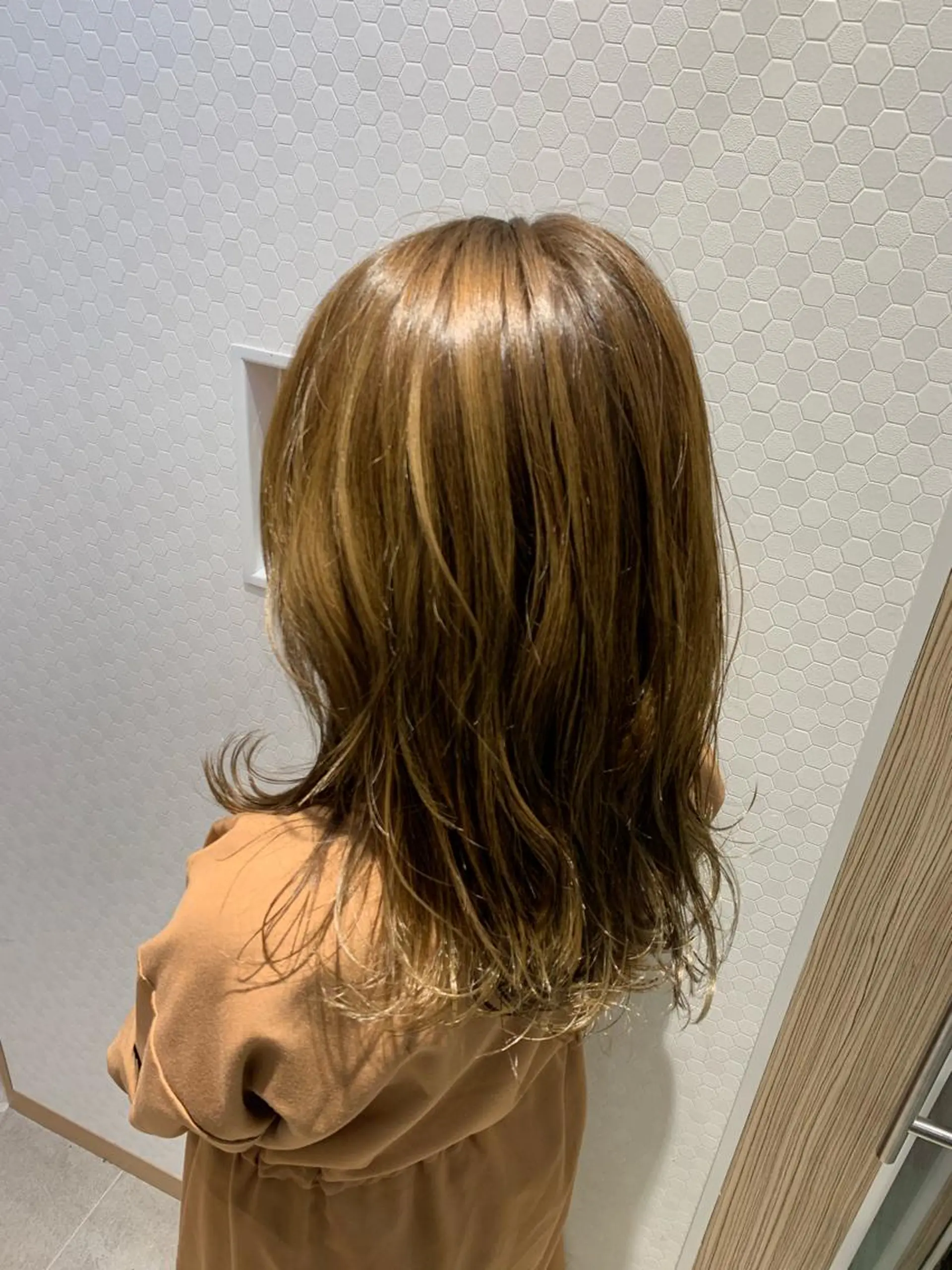 セミロング カラー 大橋 一智のヘアスタイル