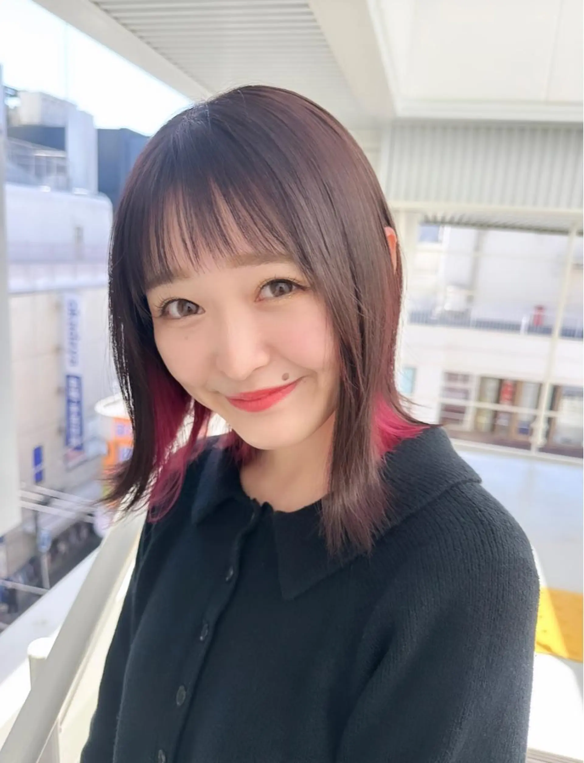 ミディアム ミディアムパーマ ボブ デート ハイライト 髪質改善 カット ヘアカラー トリートメント 【20代ダメージ毛に 髪質改善】のヘアスタイル