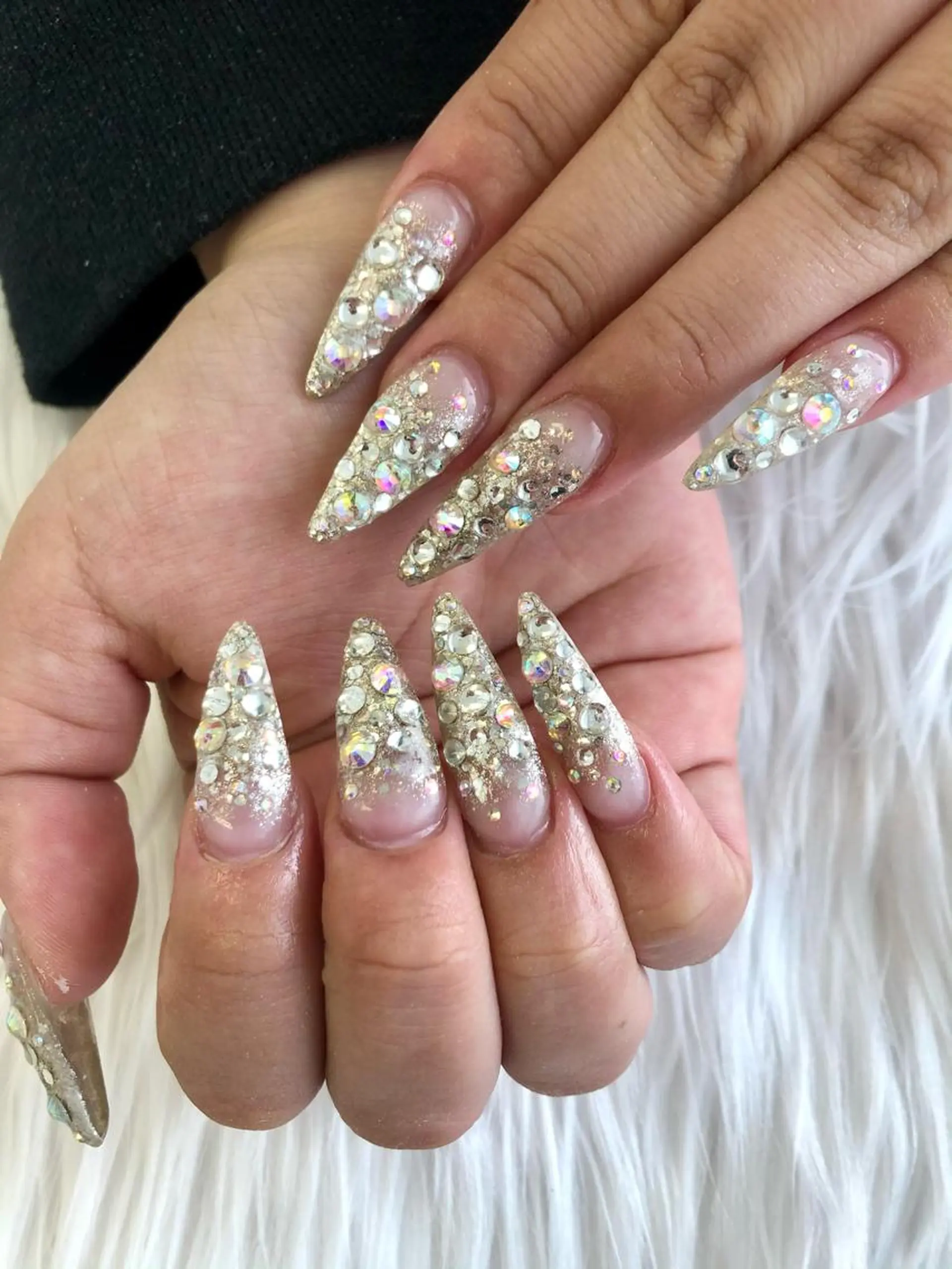 ネイル ハンドネイル MADIA藤沢所属・MADIA MEGUのネイルデザイン