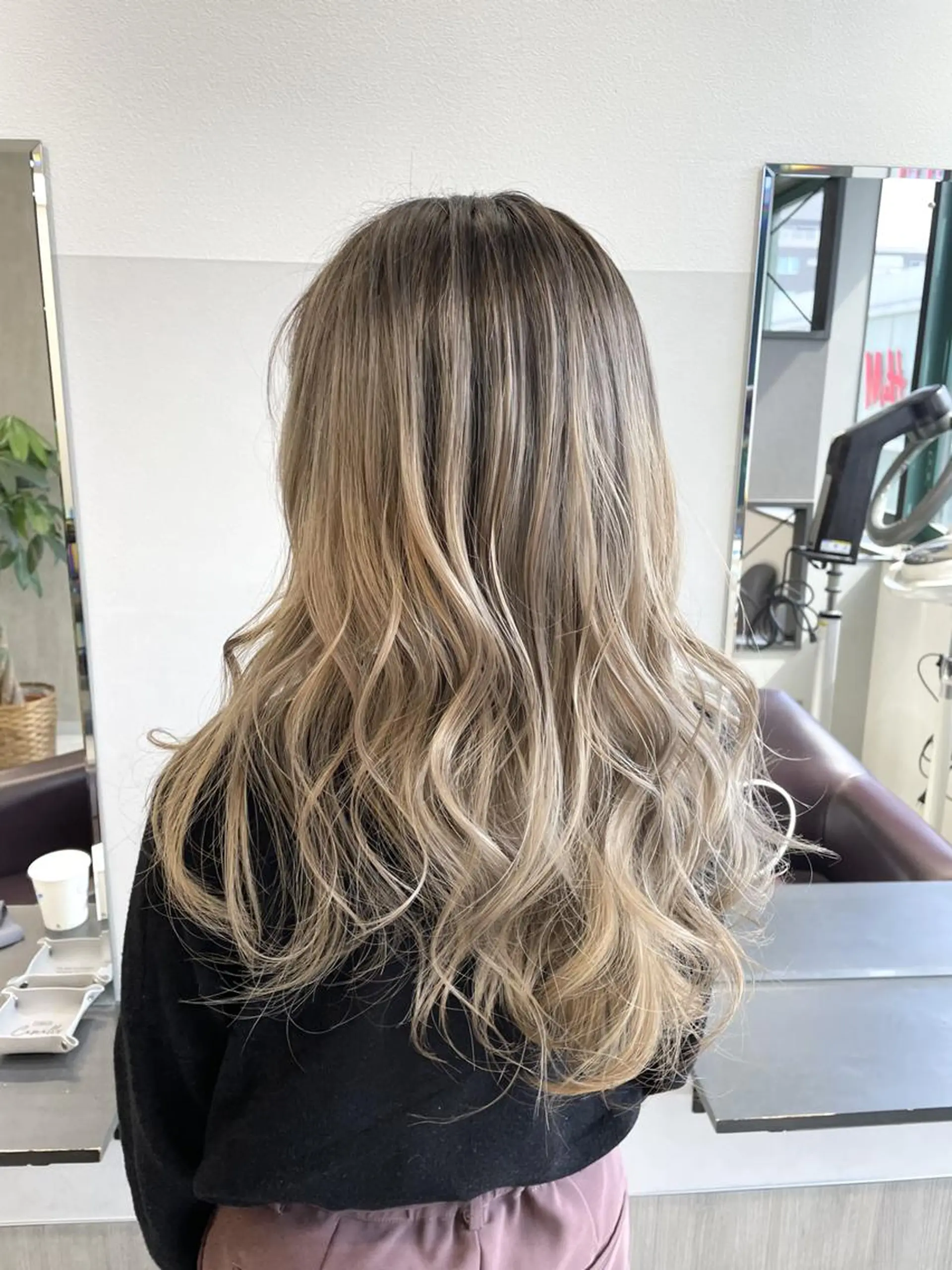 ロング カラー JILL by GiseL/天神のヘアスタイル