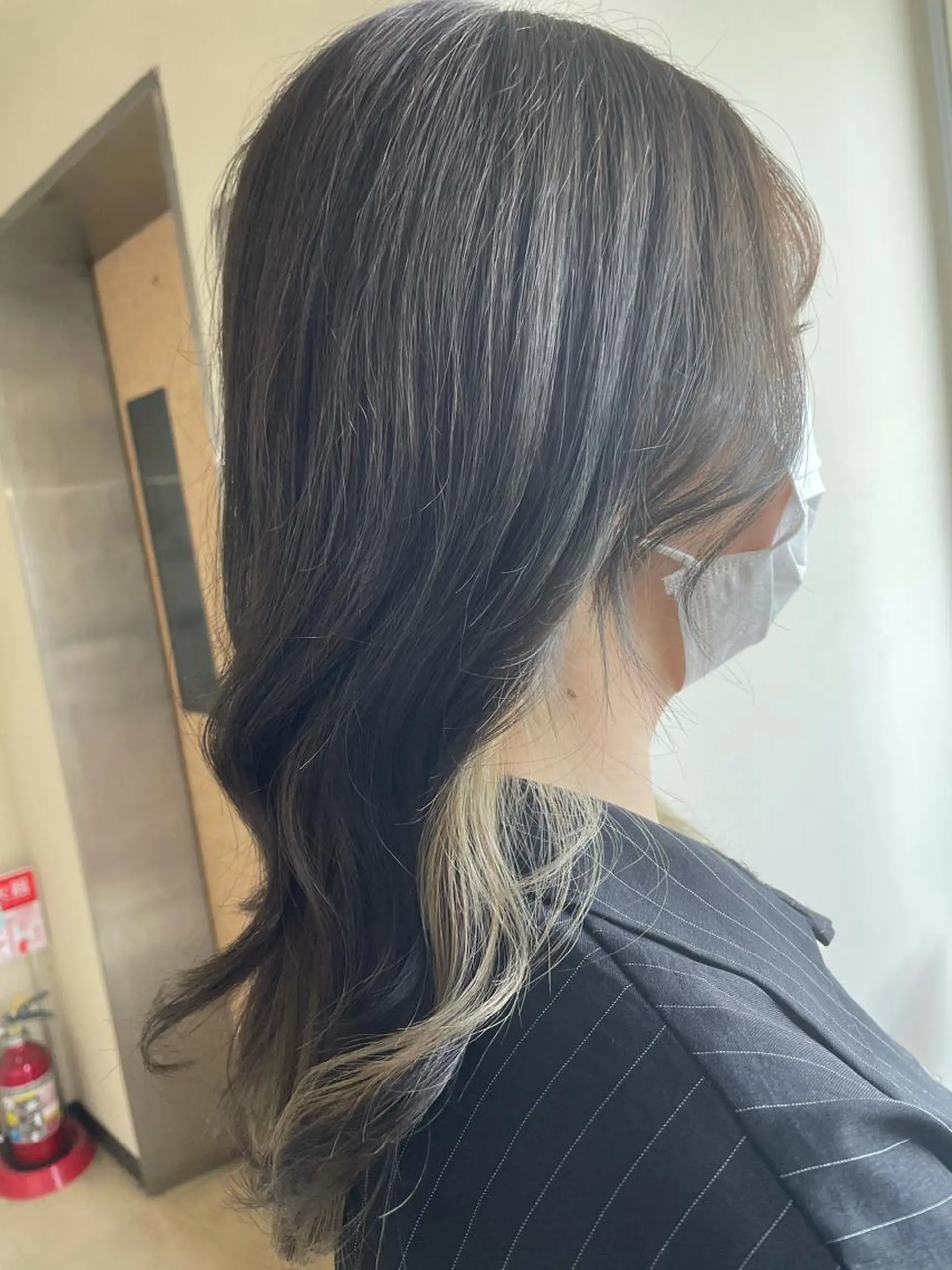 ロング カラー インナーカラー head to head所属・maeda maiのヘアスタイル