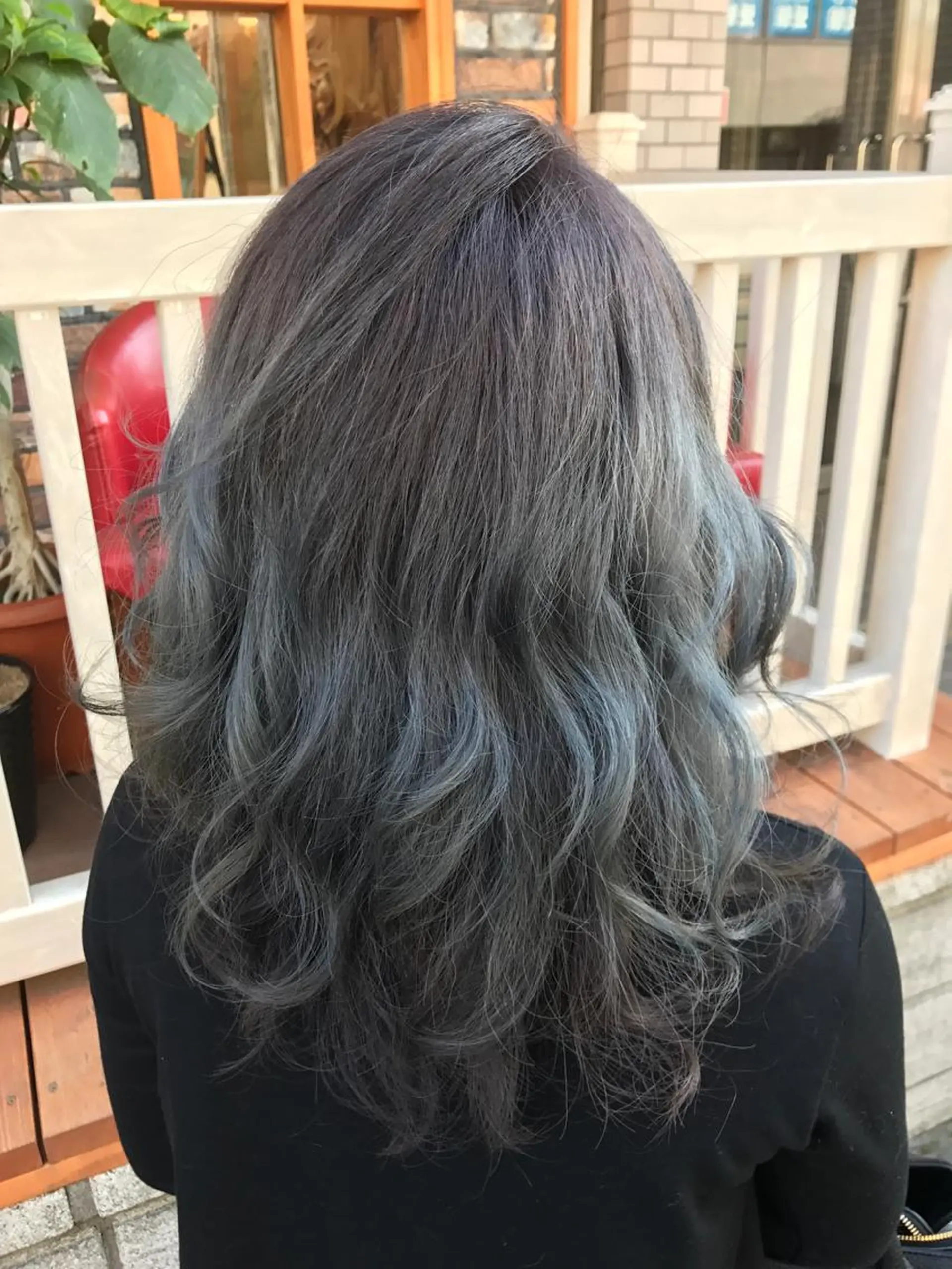 ミディアム カラー ブリーチ 平尾 拓也のヘアスタイル
