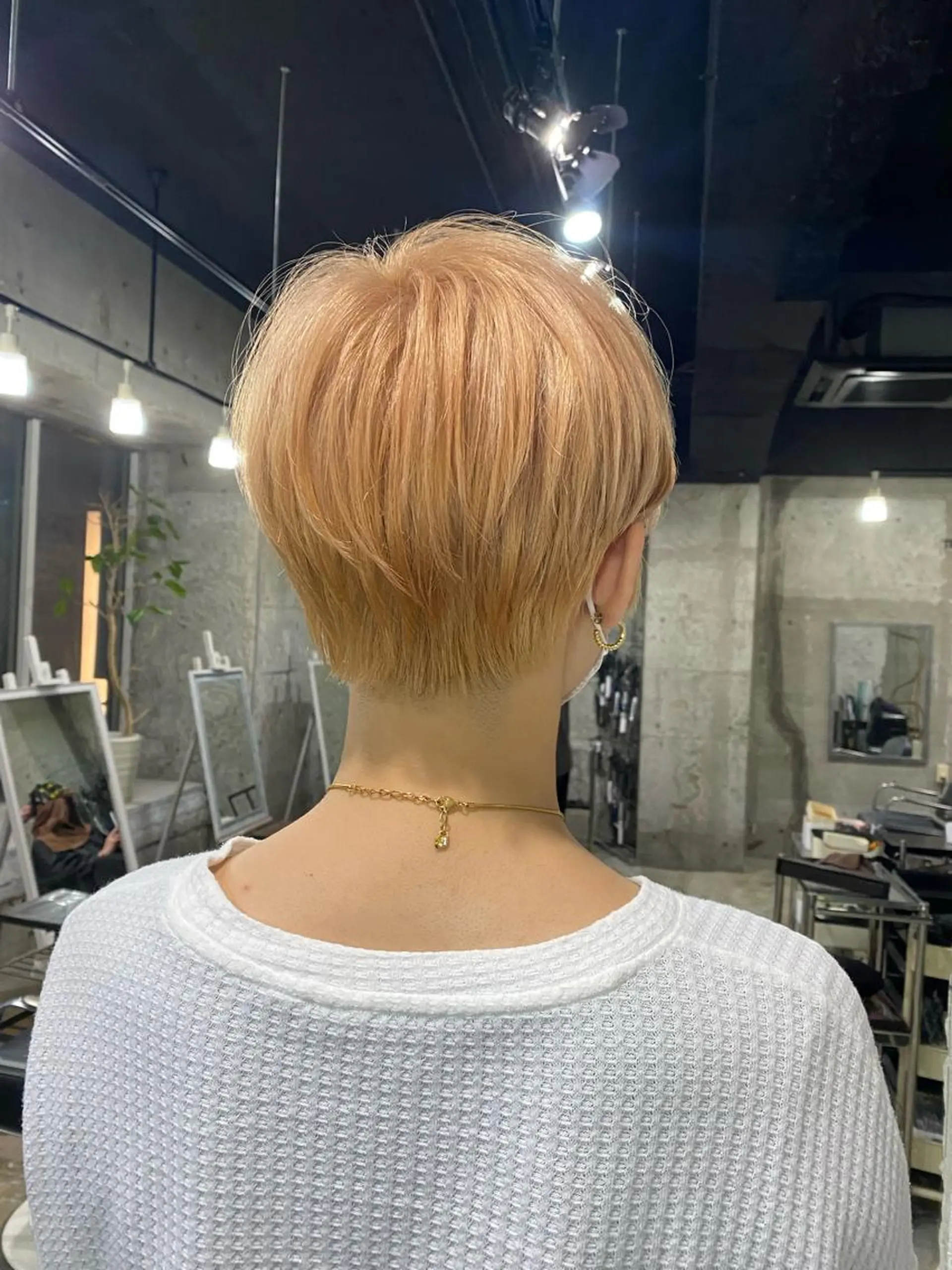 ショート カット ヘアカラー ［似合わせヘア］ ✂︎OGURO✂︎のヘアスタイル