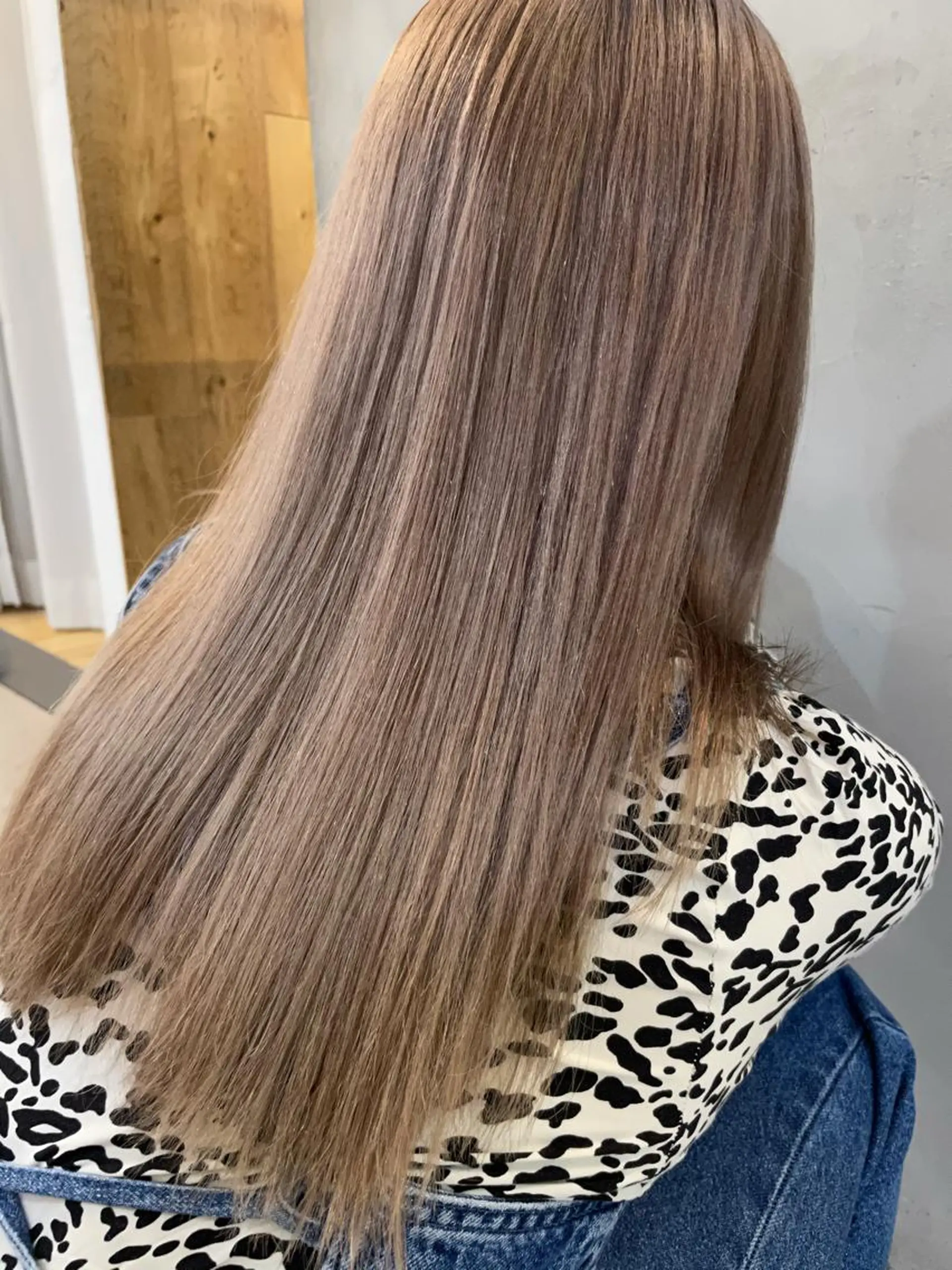 ロング ヘアカラー 小顔レイヤー×コンパ クトボブ/林隆平のヘアスタイル