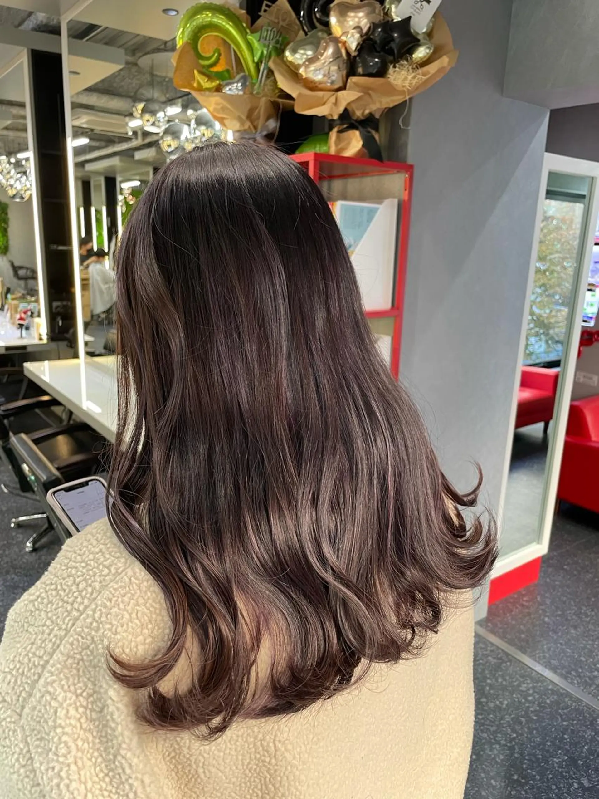 ロング ハイライト ヘアカラー トリートメント hair salon Lihina所属・韓国ヘア🇰🇷 佐藤史奈のヘアスタイル