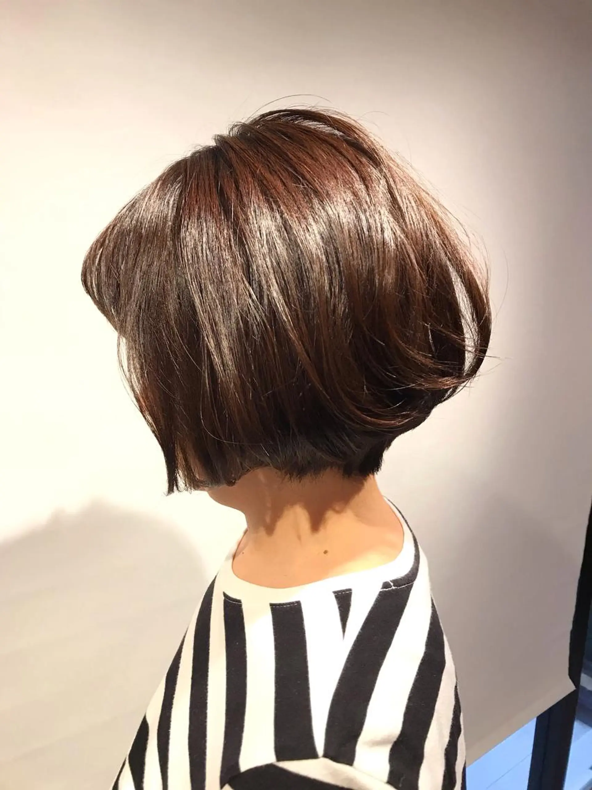 ショート カラー BIANCO北堀江 AKANEのヘアスタイル