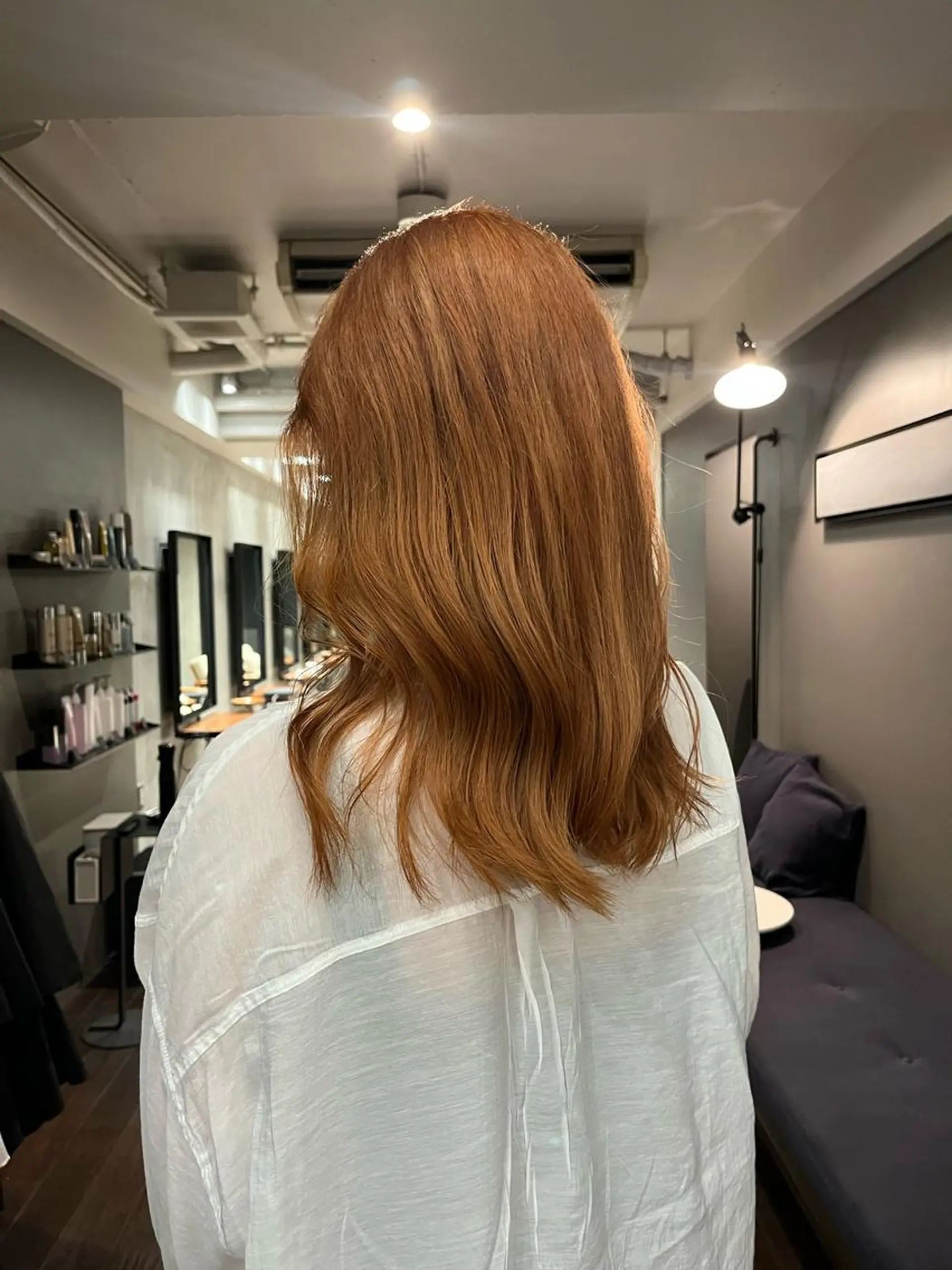 ロング カラー NERO 眞下秋歩のヘアスタイル