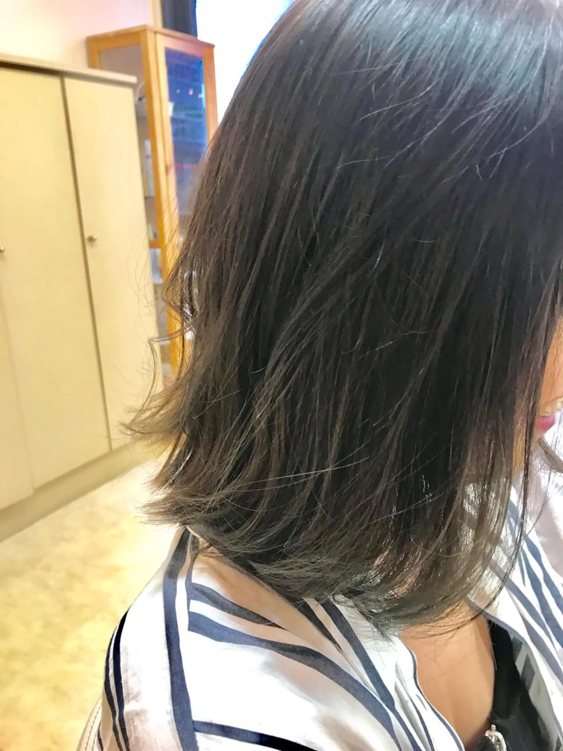 ミディアム カラー 透明感カラー 脇田 雄大のヘアスタイル