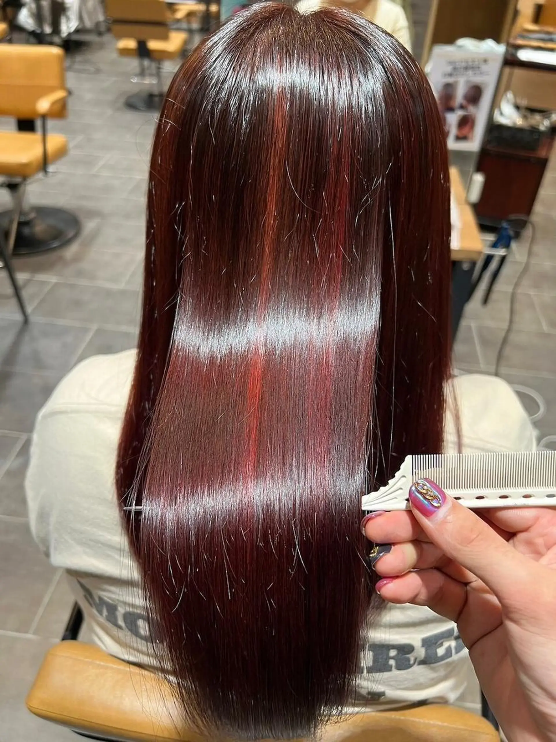 ロング 松下 紗季のヘアスタイル