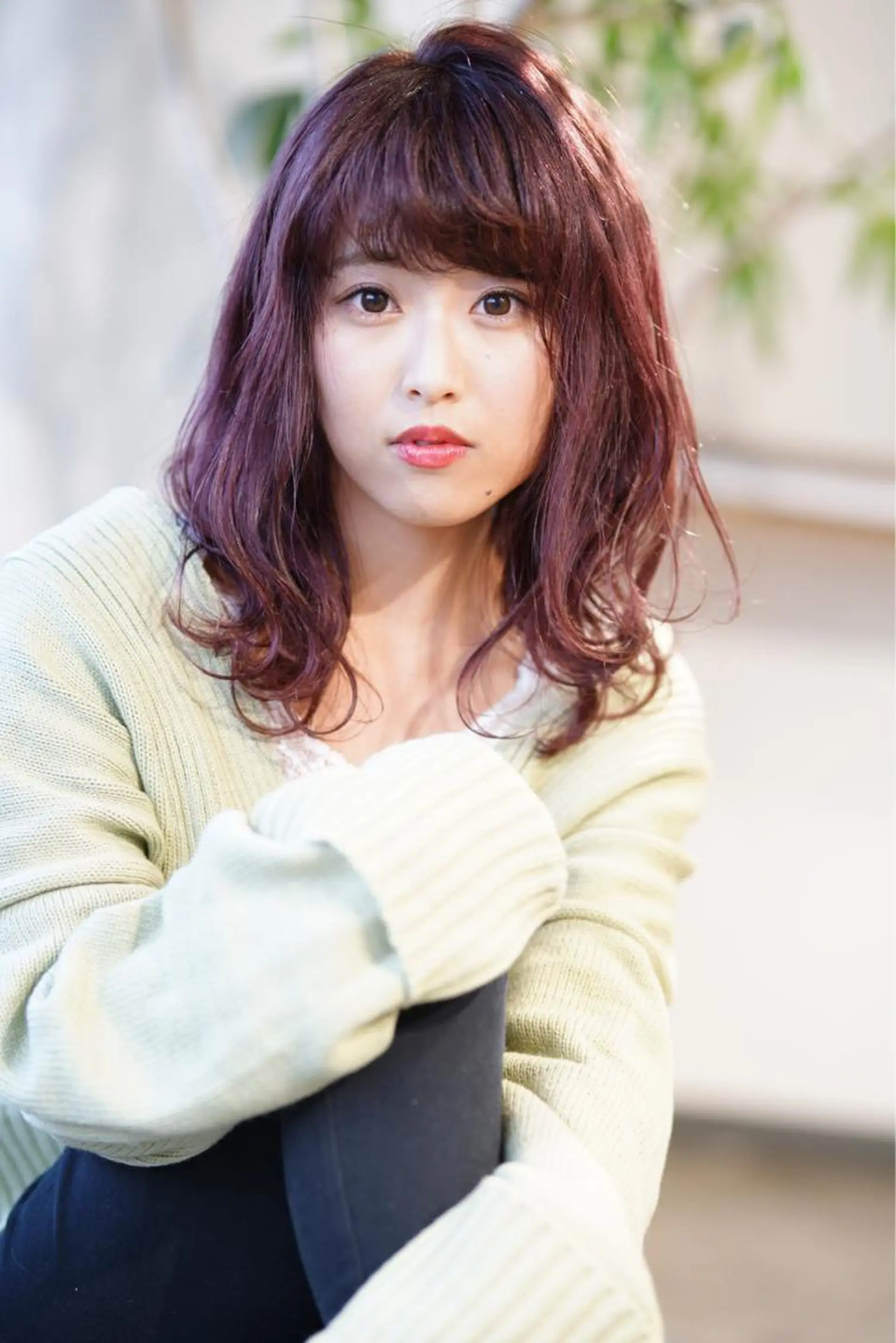 ミディアム パープルカラー ハイトーン/レイヤー /ケアブリーチ石川治のヘアスタイル