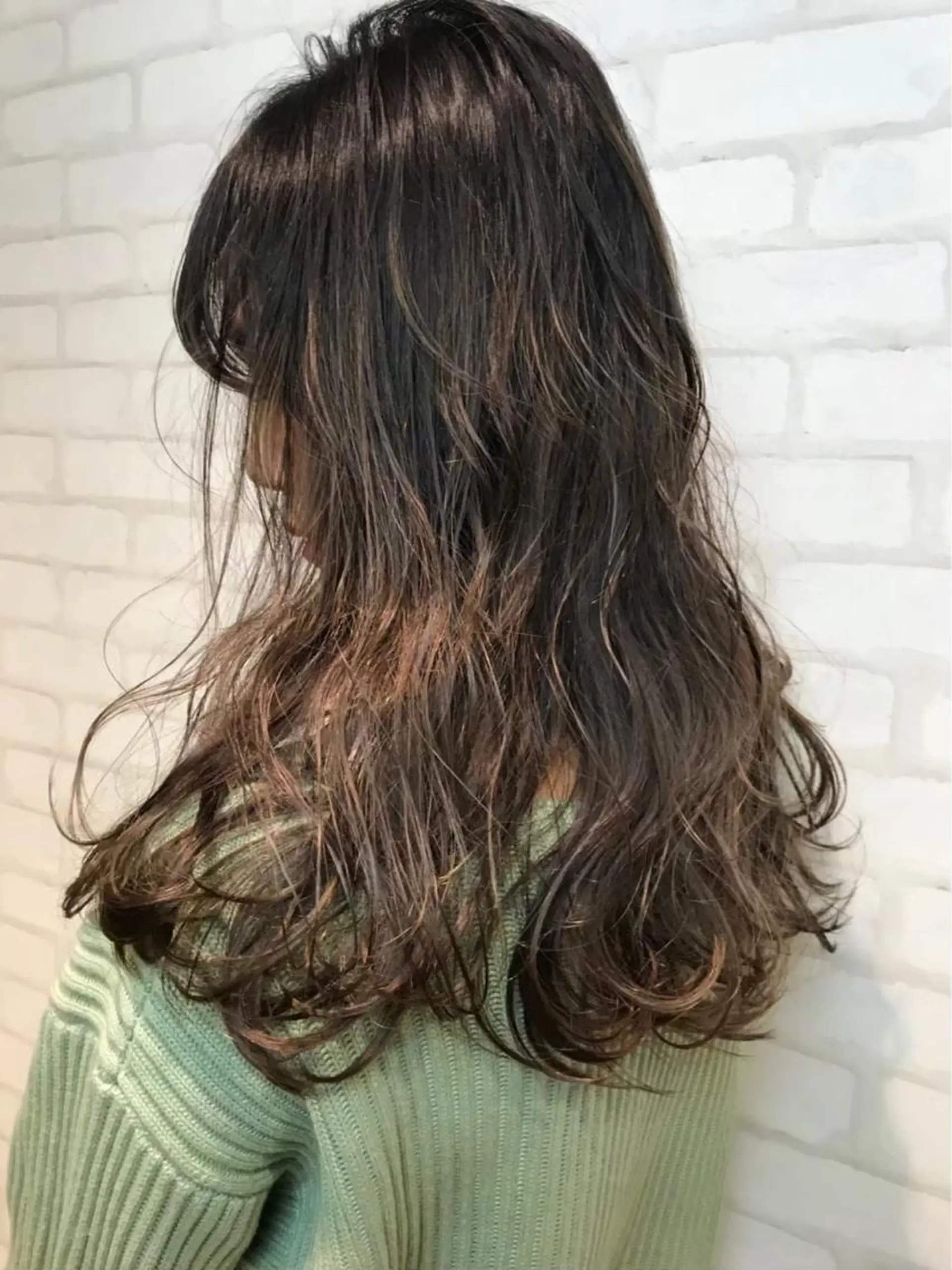 ロング カラー ヘアカラー ho nokaのヘアスタイル