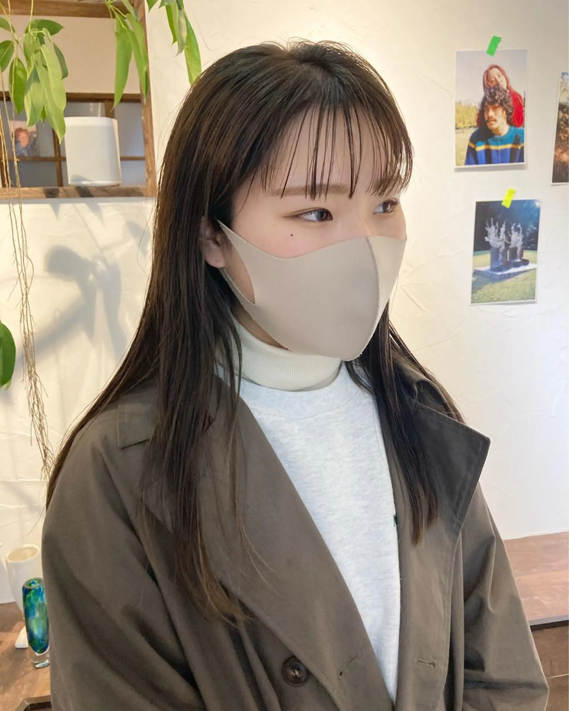 セミロング 金田 夏野のヘアスタイル