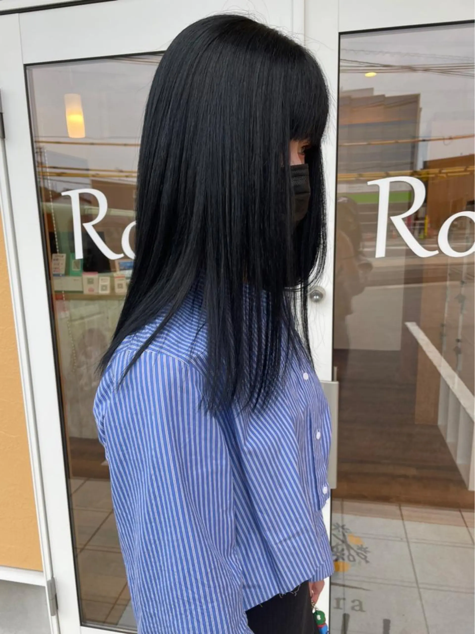 セミロング カラー ヘアアレンジ ヘアカラー トリートメント 小倉 愛里のヘアスタイル
