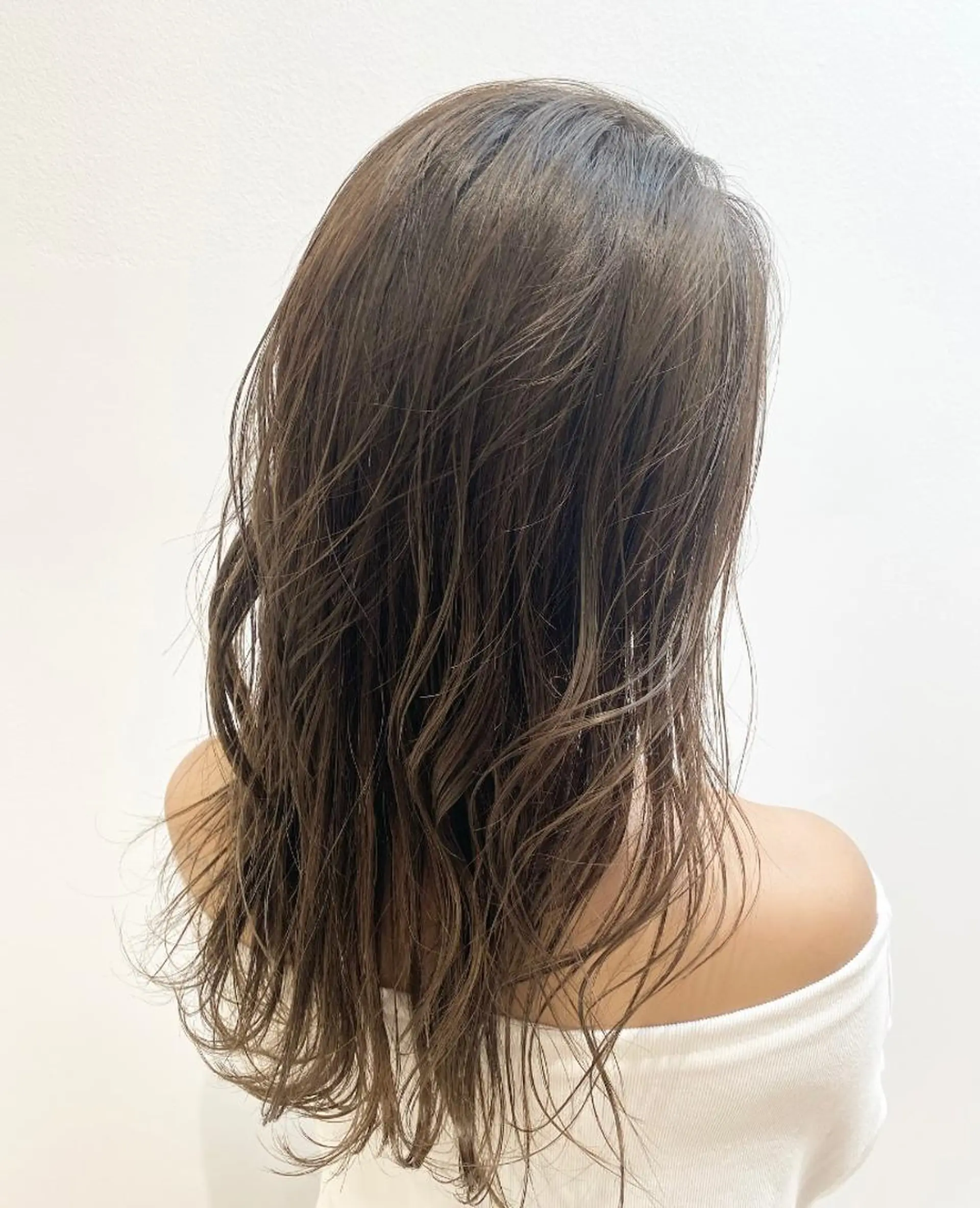 ロング カラー オリーブカラー 韓国風愛されヘア 🇰🇷RITO🎀のヘアスタイル