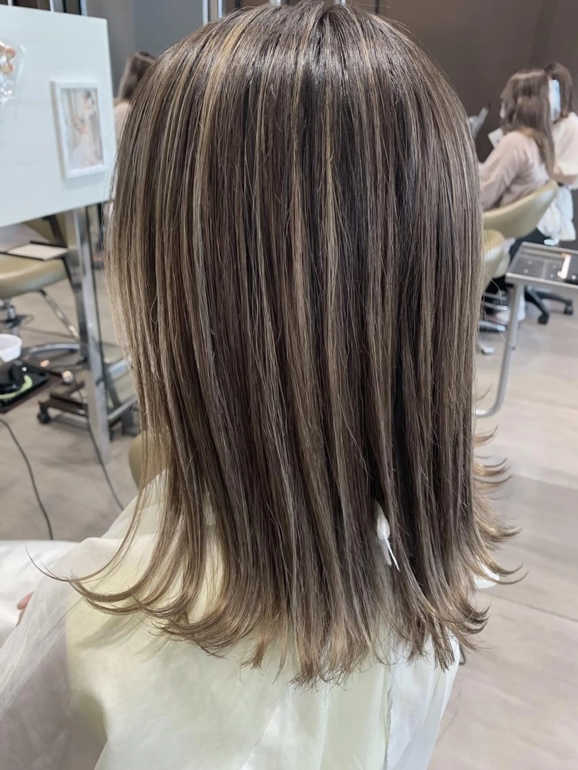 ミディアム マツエクモデル 安藤裕子の眉毛・アイブロウイメージ